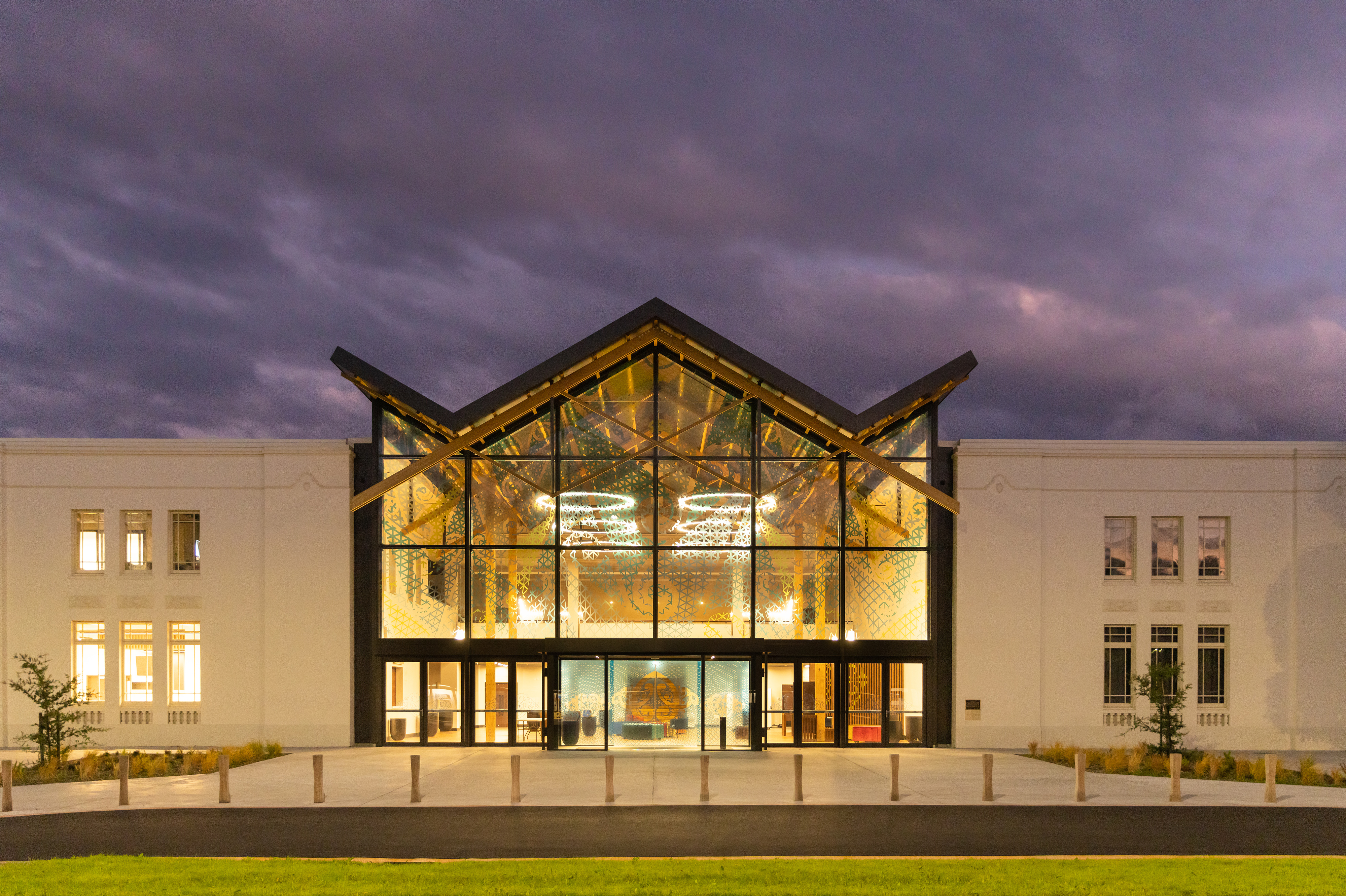 Sir Howard Morrison Centre