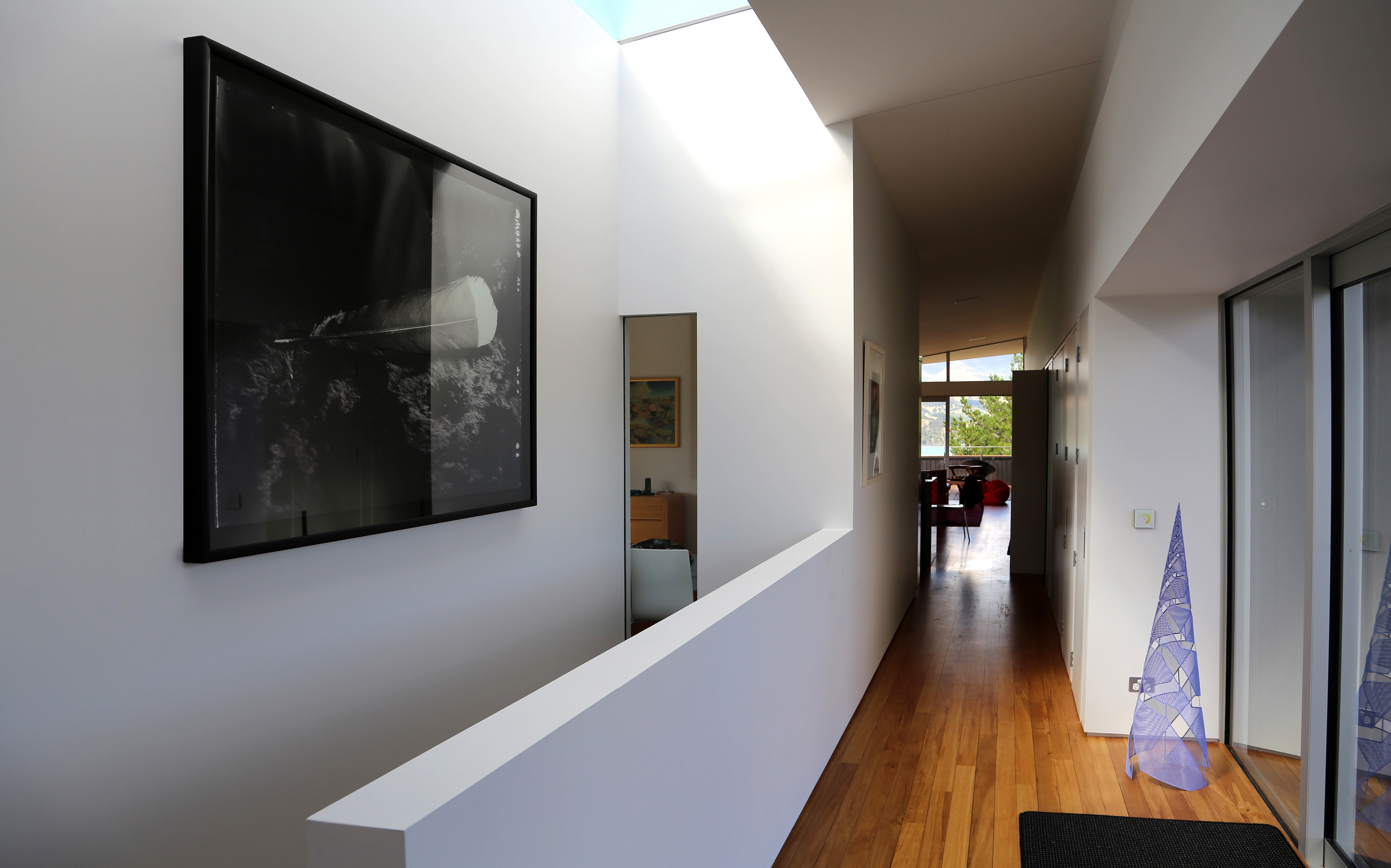 sculptors-house-interior-double-height-space-9-of-10