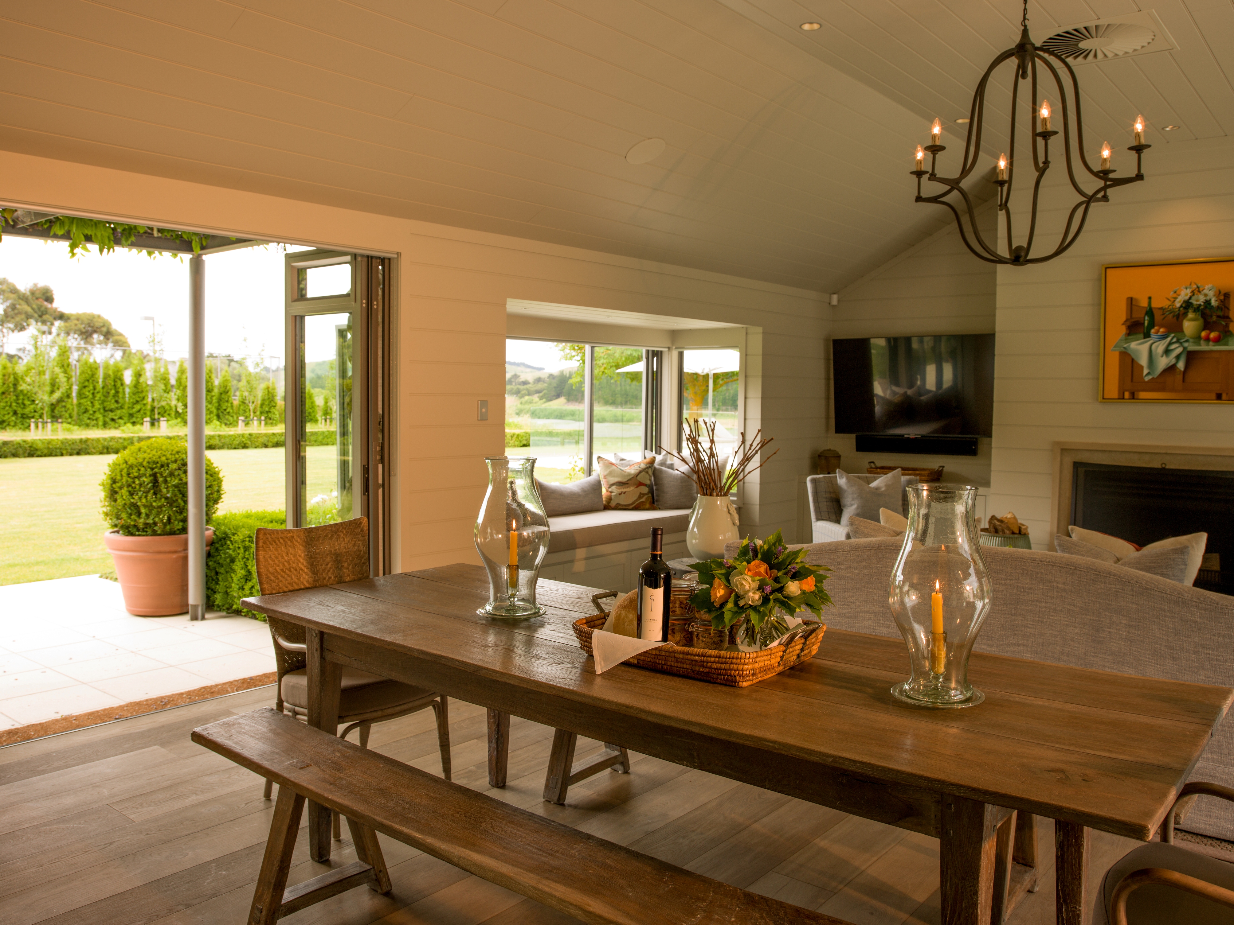 Craggy_Eating_4 of 10.jpg