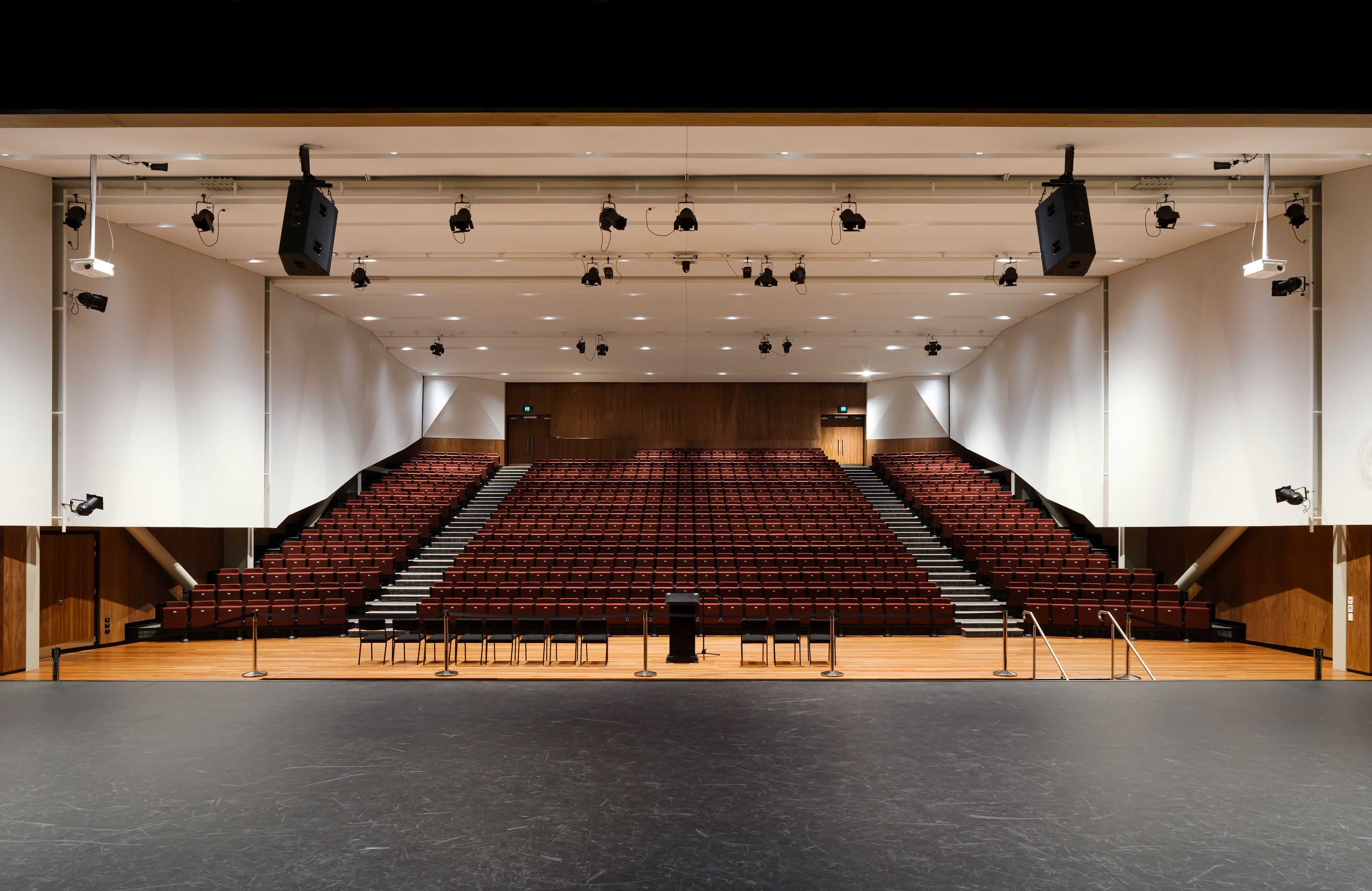 McCombs Performing Arts Centre, Cashmere High School