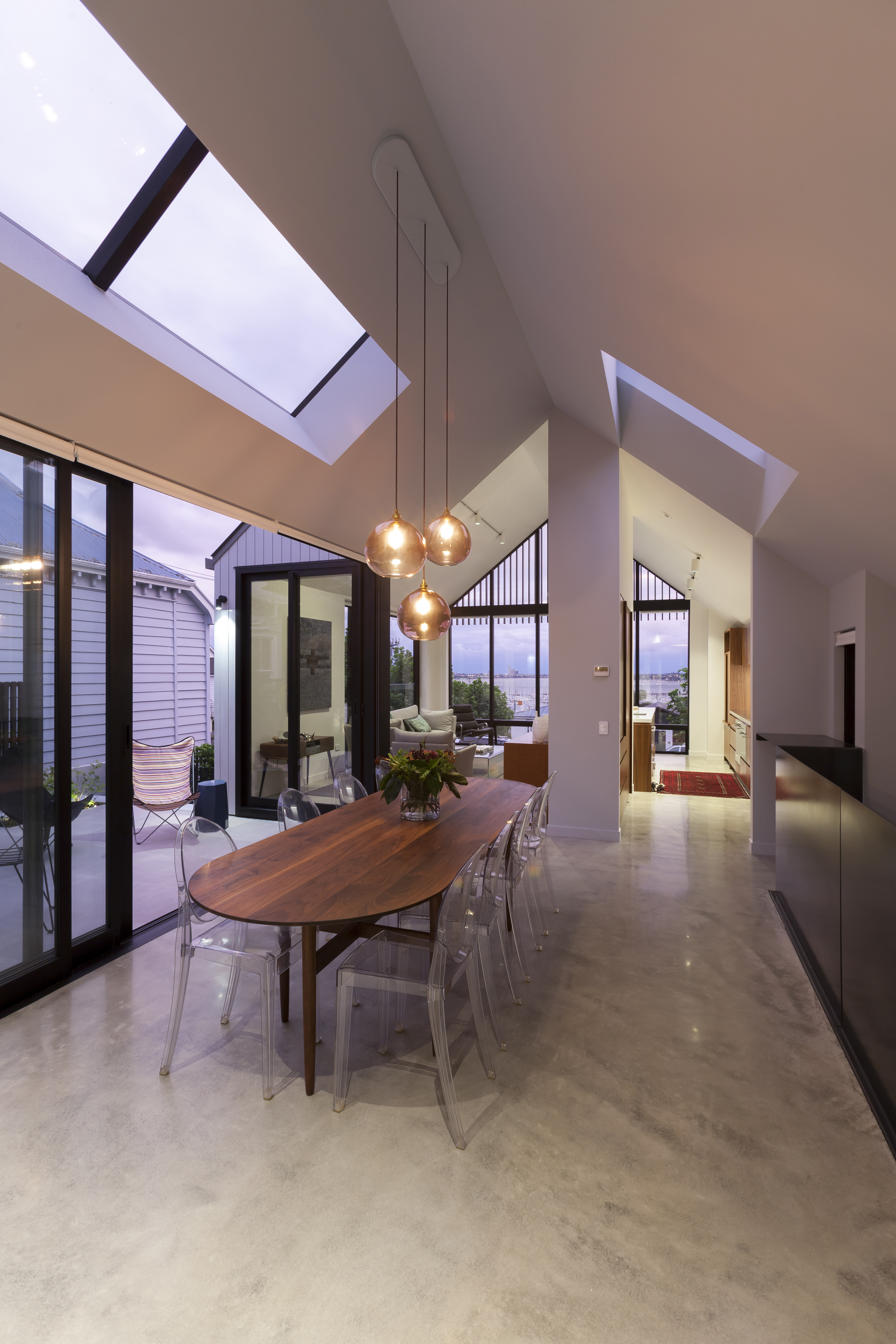 Shipshape_Dining to Street_5 of 8