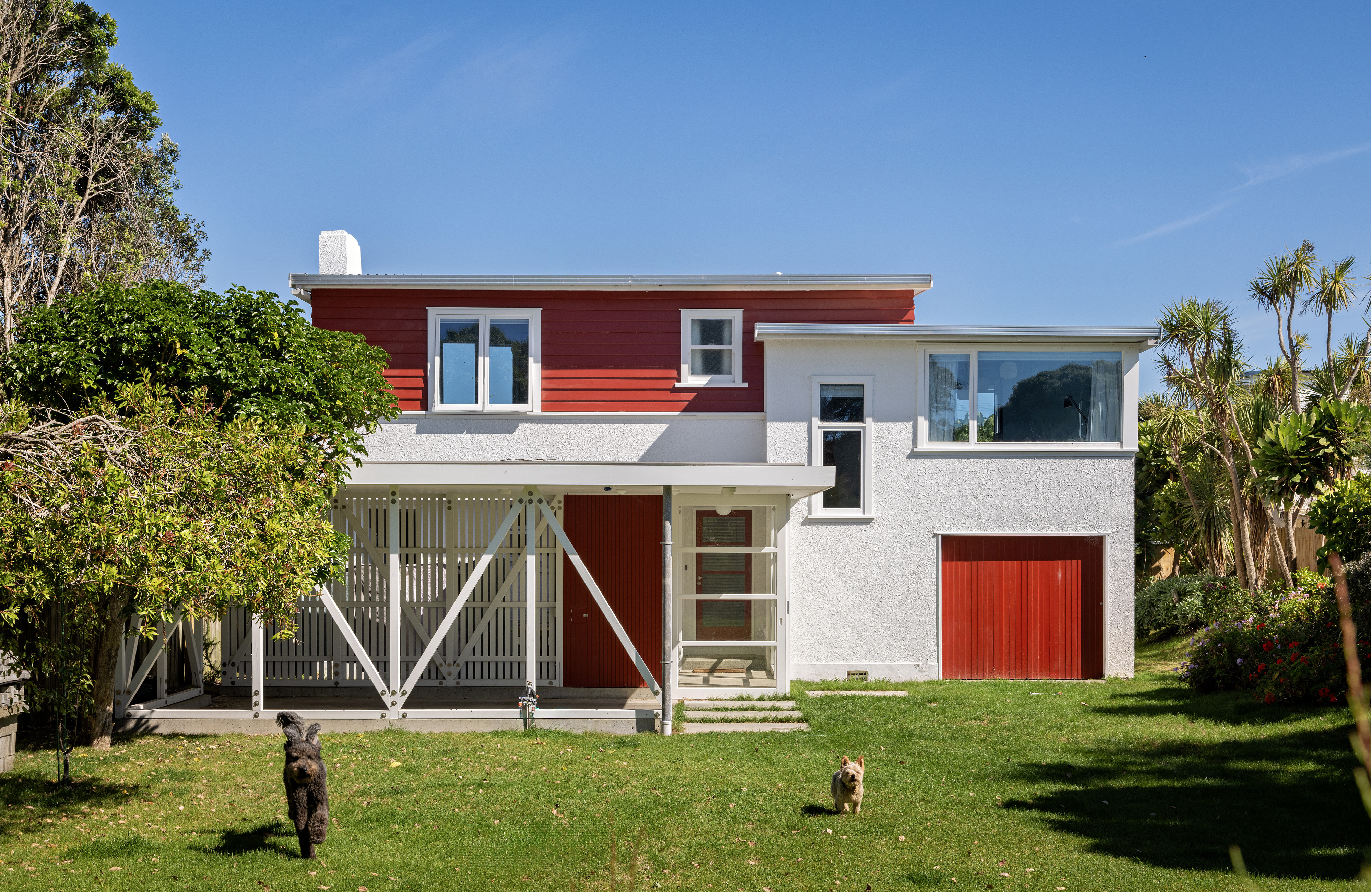 manly street beach house