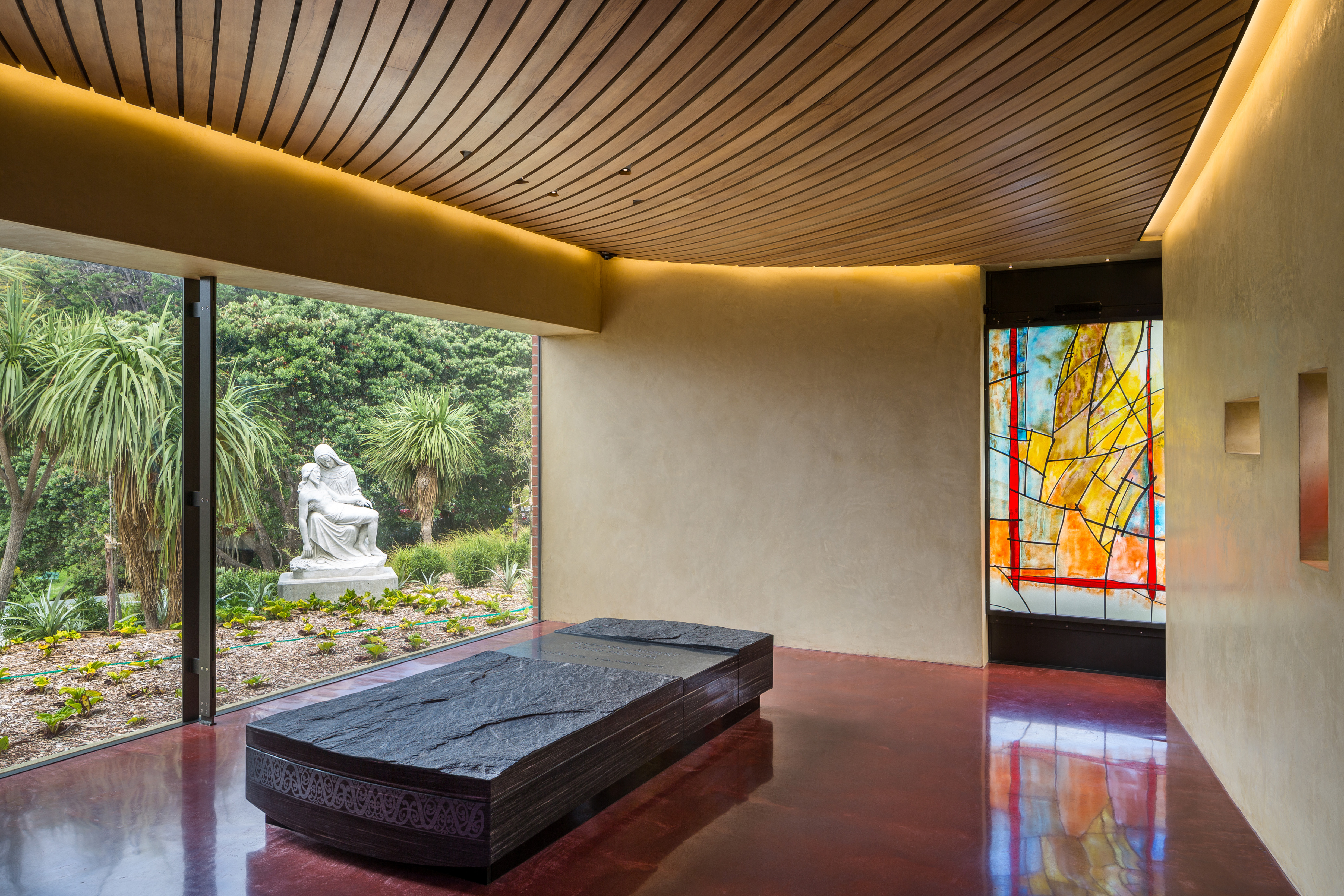 Chapel For Mother Aubert_Interior view_5 of 10