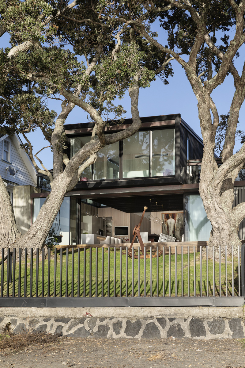 House on Takapuna Beach