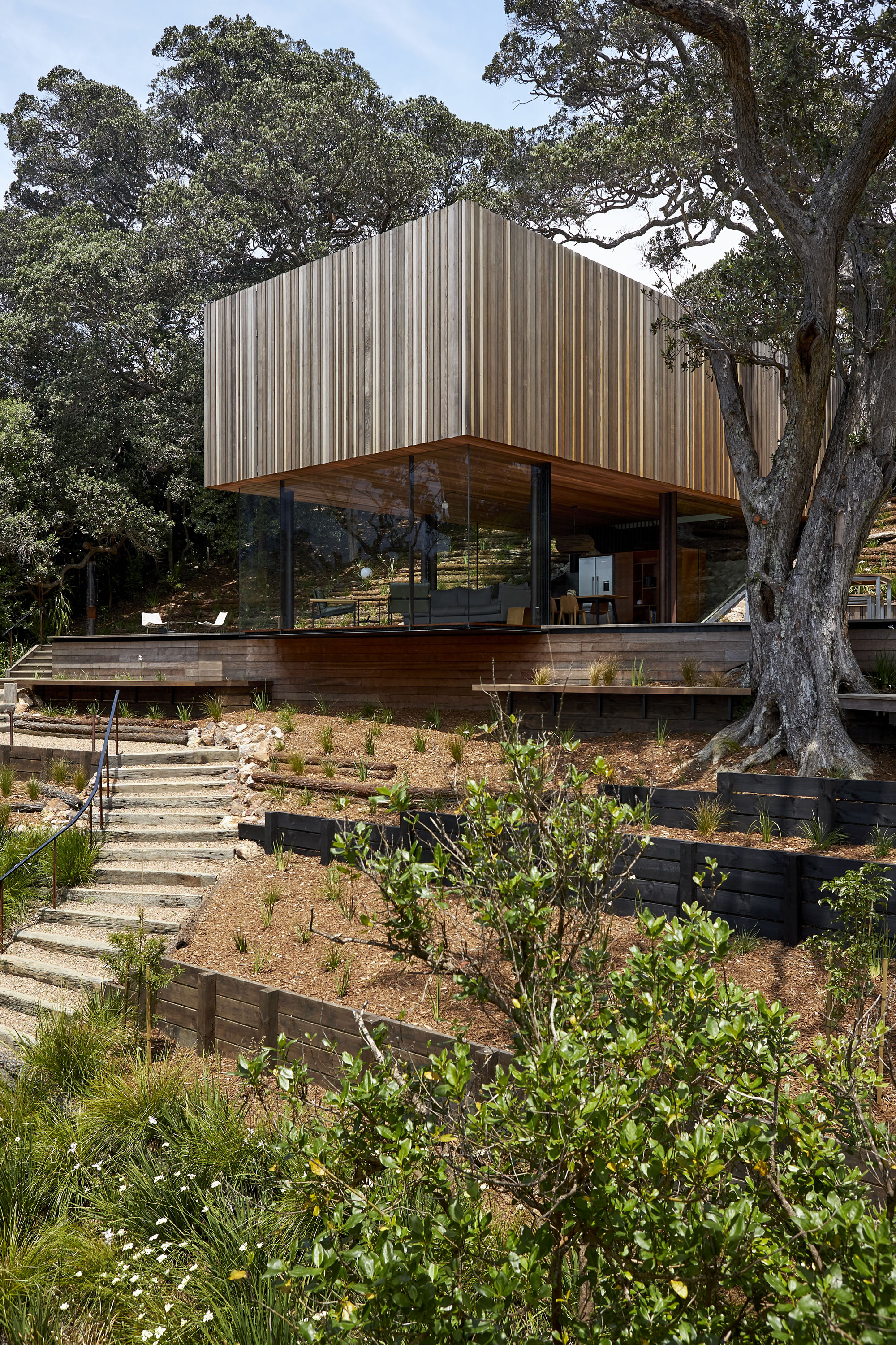 Mawhitipana Beach House