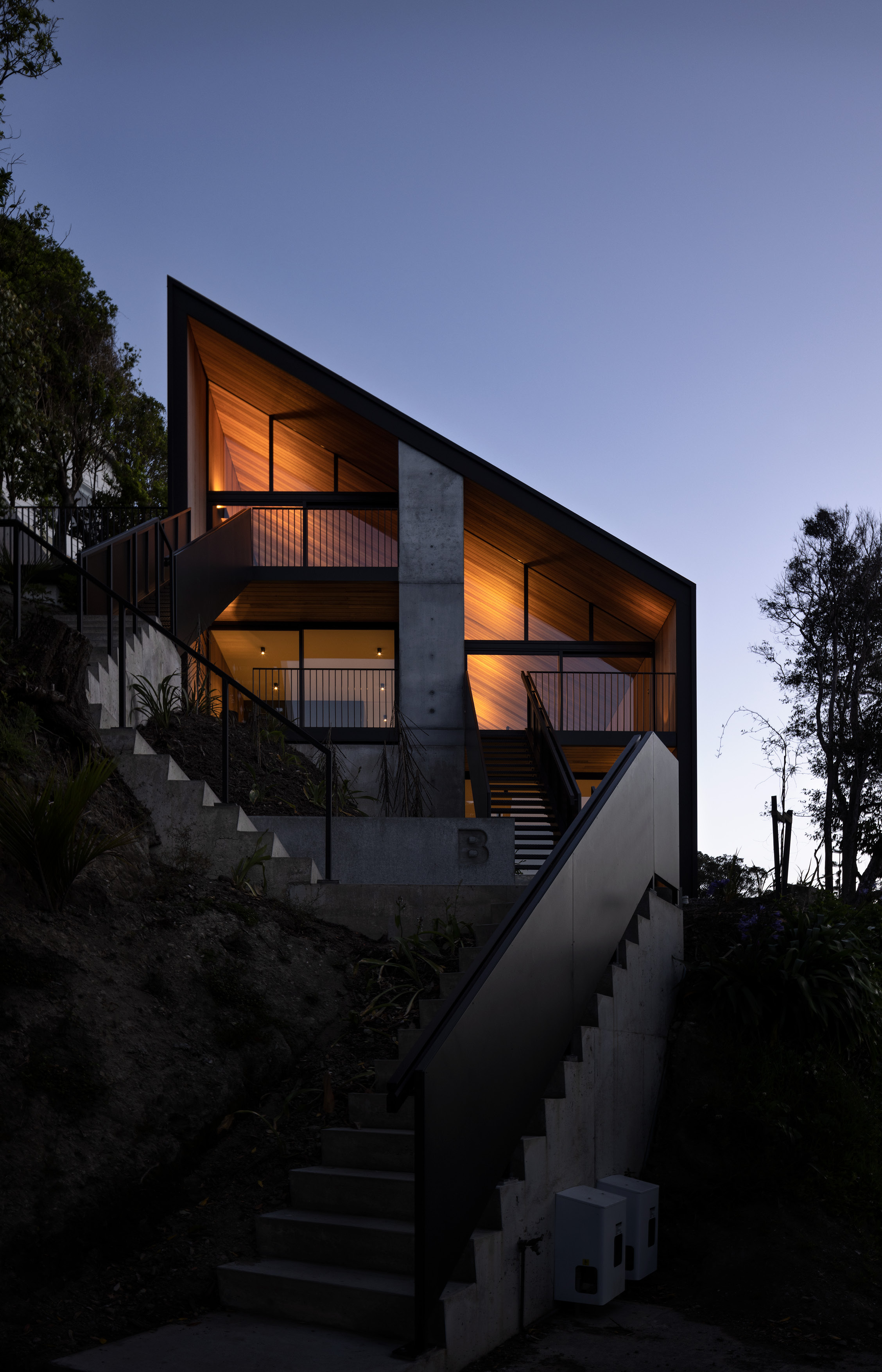 upland road_entry_simon devitt.jpg