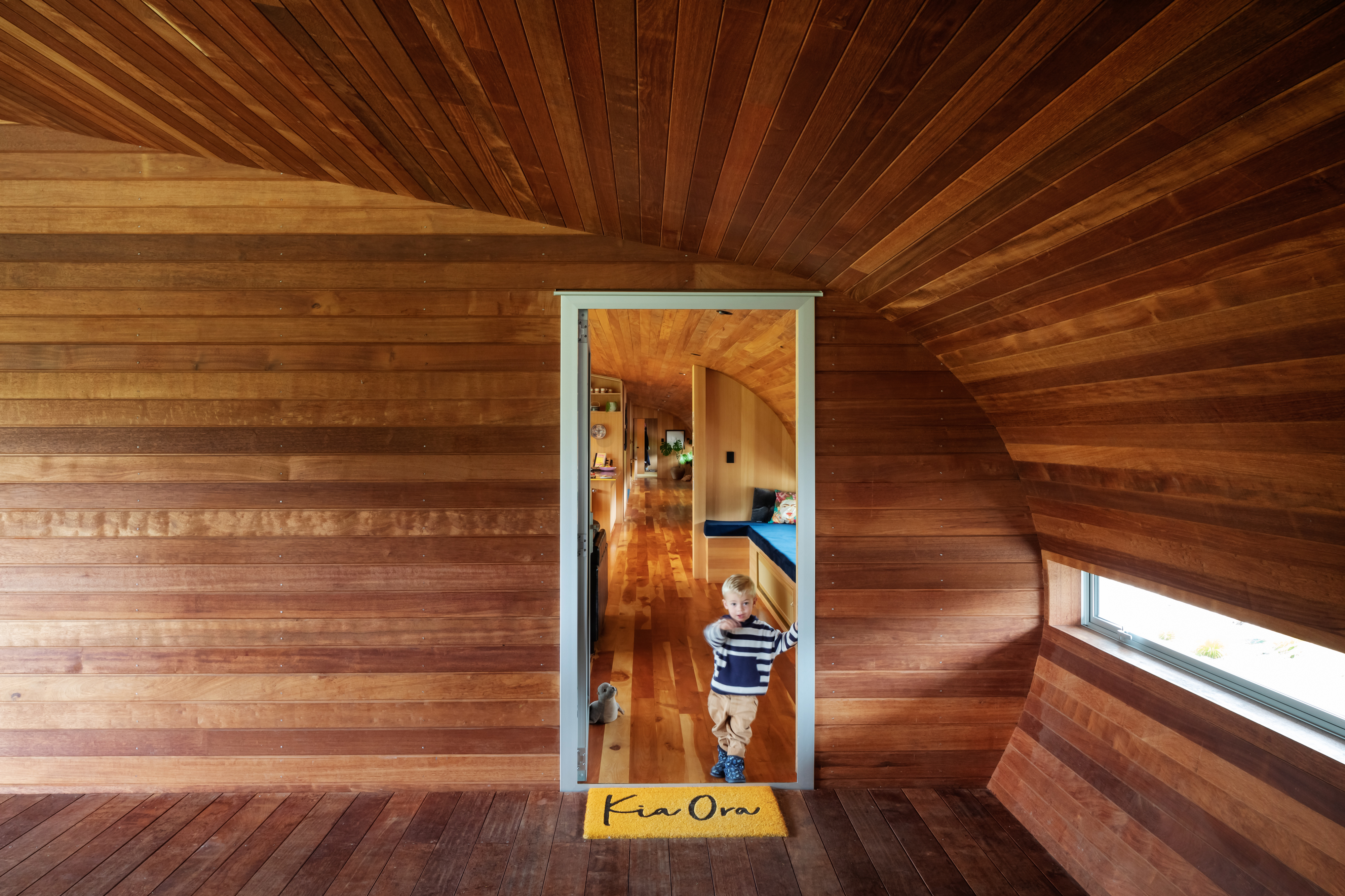 Gustorob_Patrick Reynolds Photographer_2 of 10.jpg