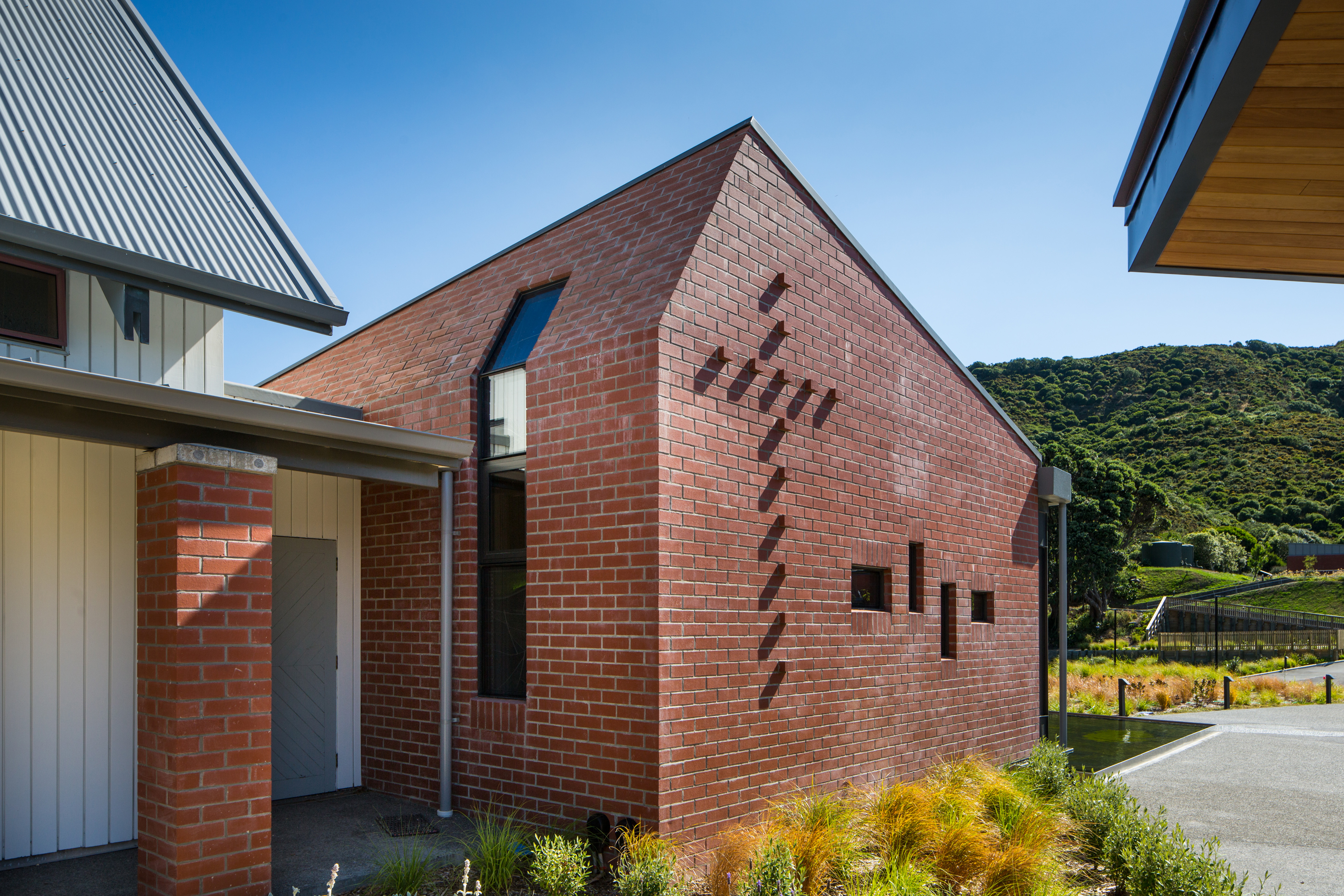 Chapel For Mother Aubert_View of chapel corner_2 of 10