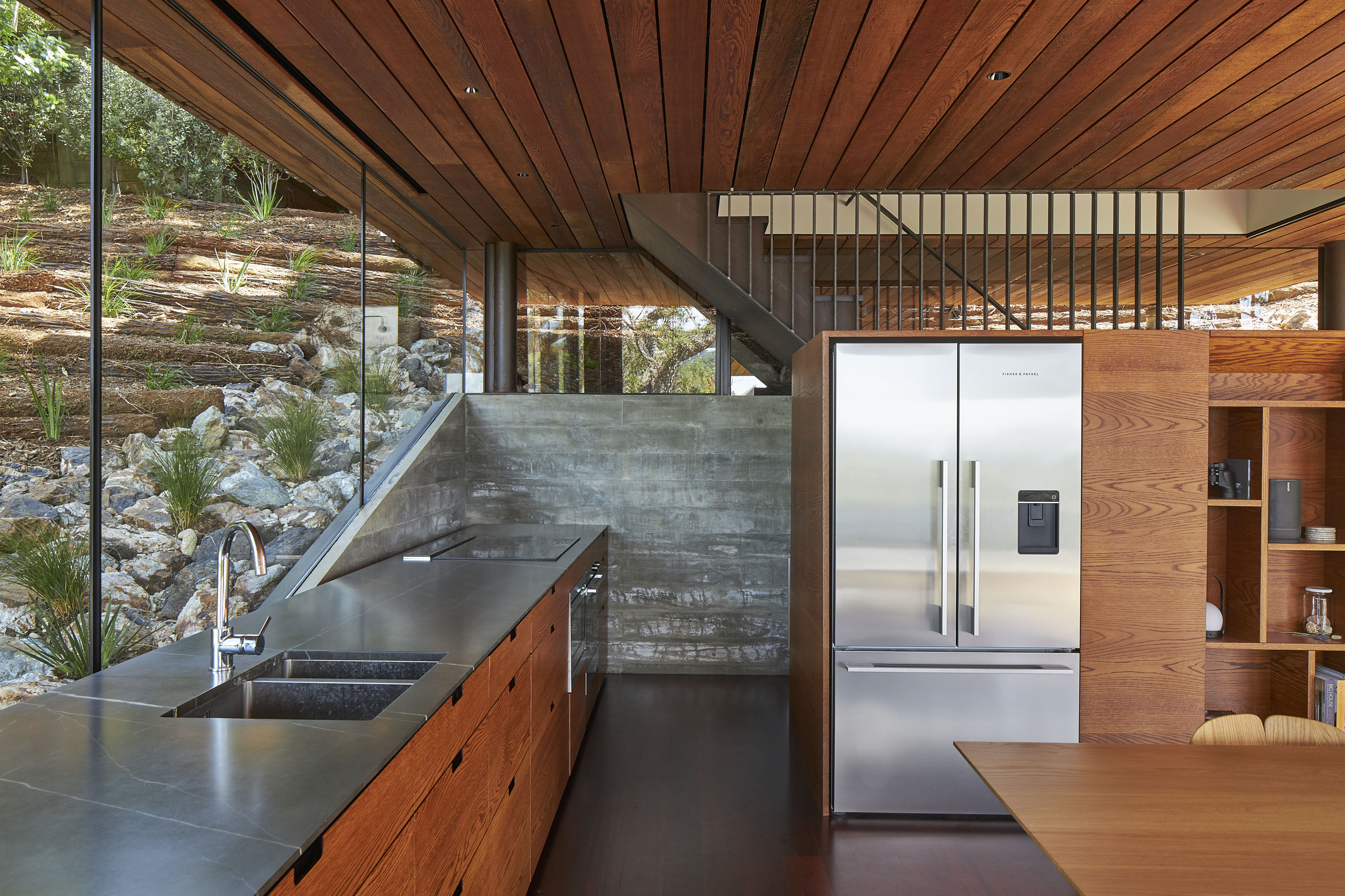 Mawhitipana Beach House