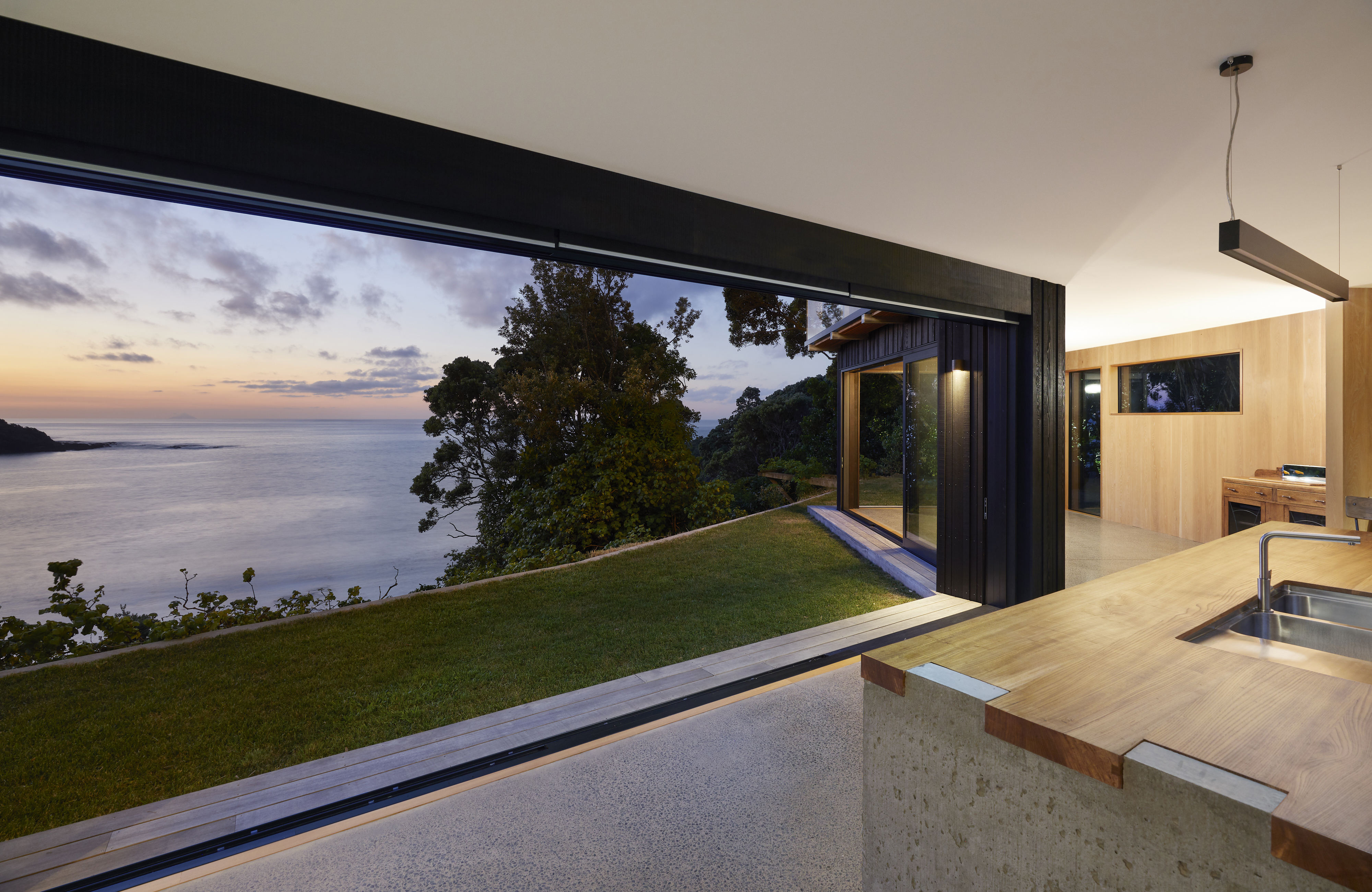 Whanarua Bay House