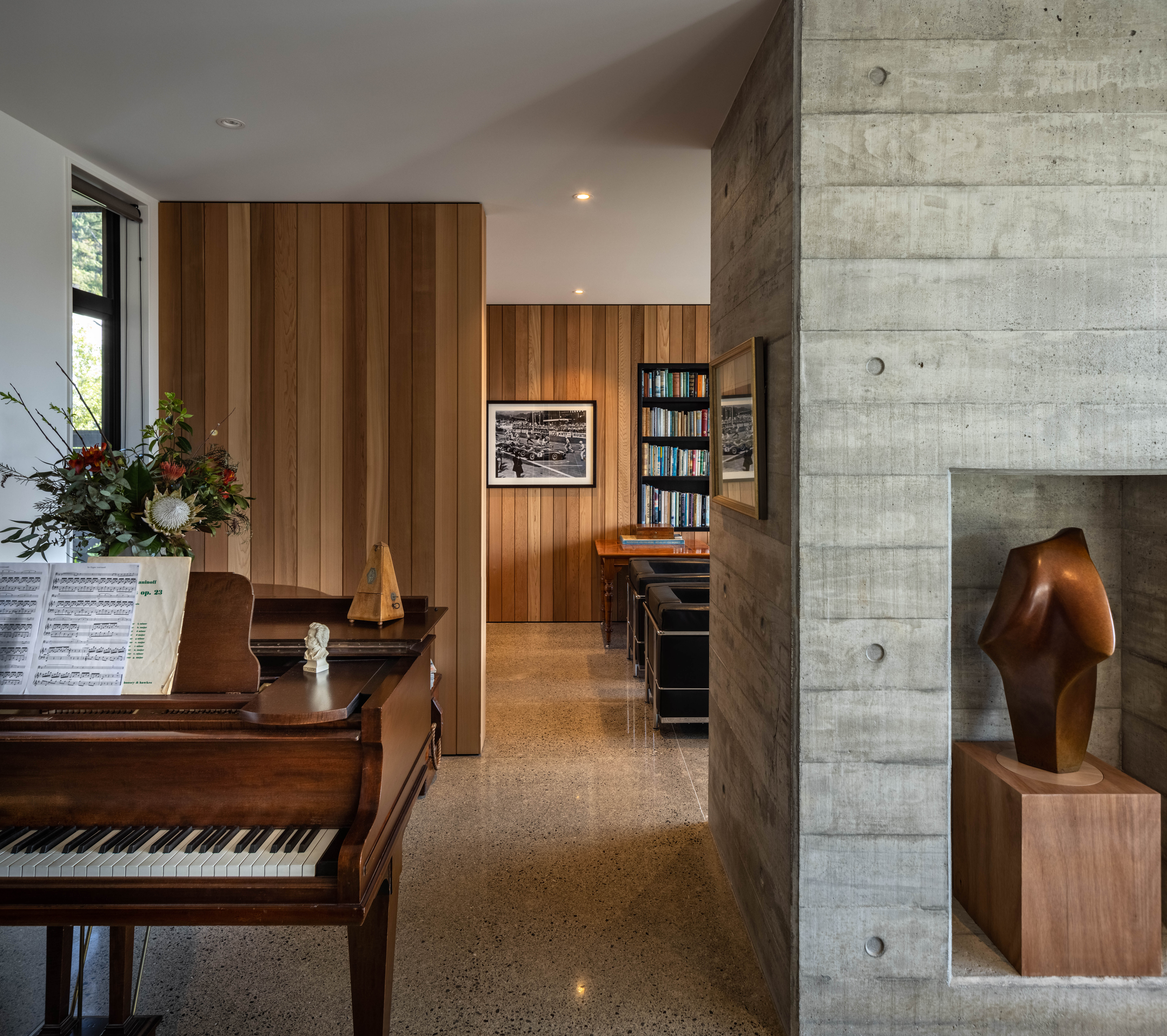 Matipo House_Piano Niche-Living Space 1_Simon Devitt 07.jpg