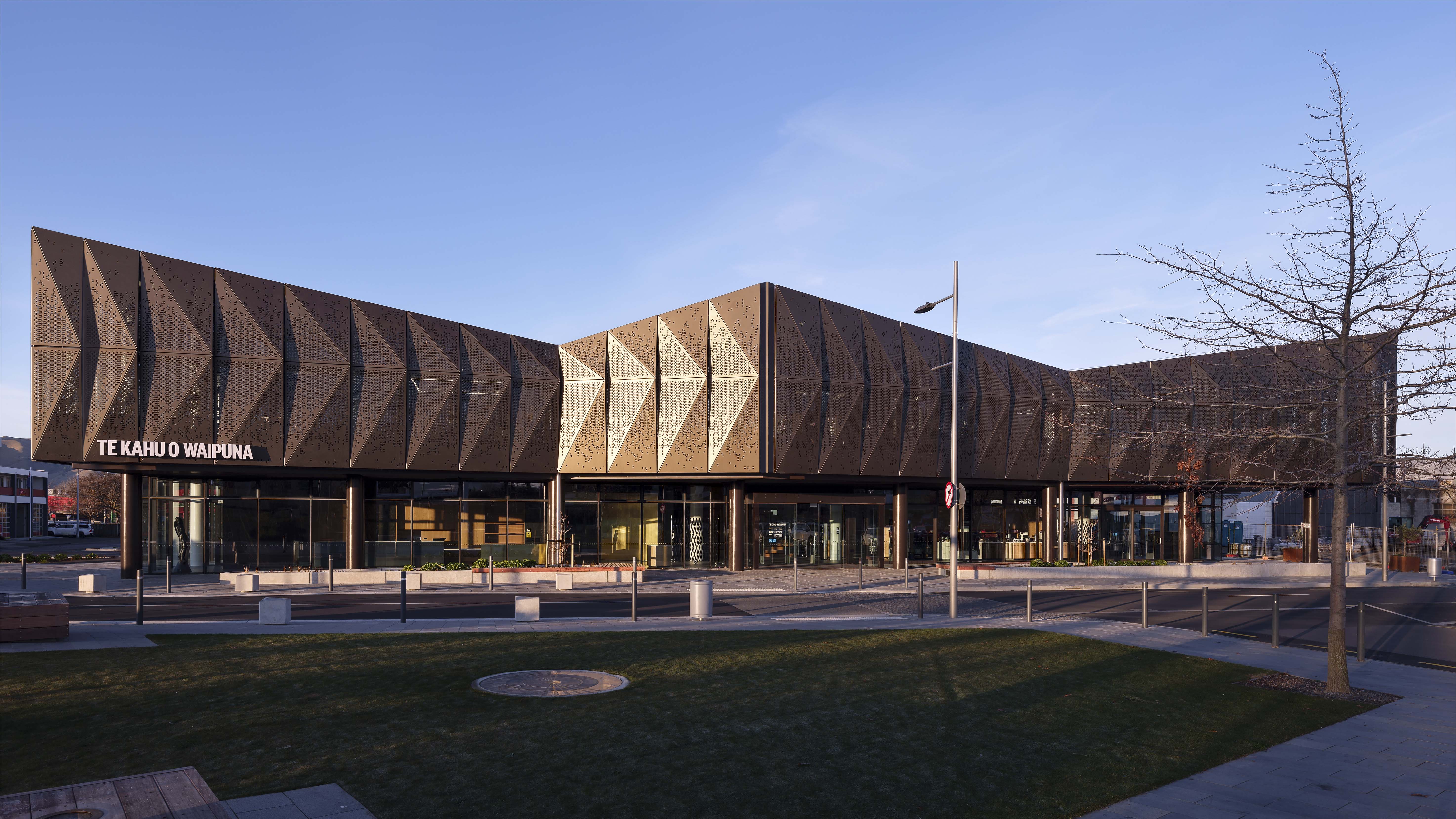 Marlborough District Library and Art Gallery | Te Kahu o Waipuna