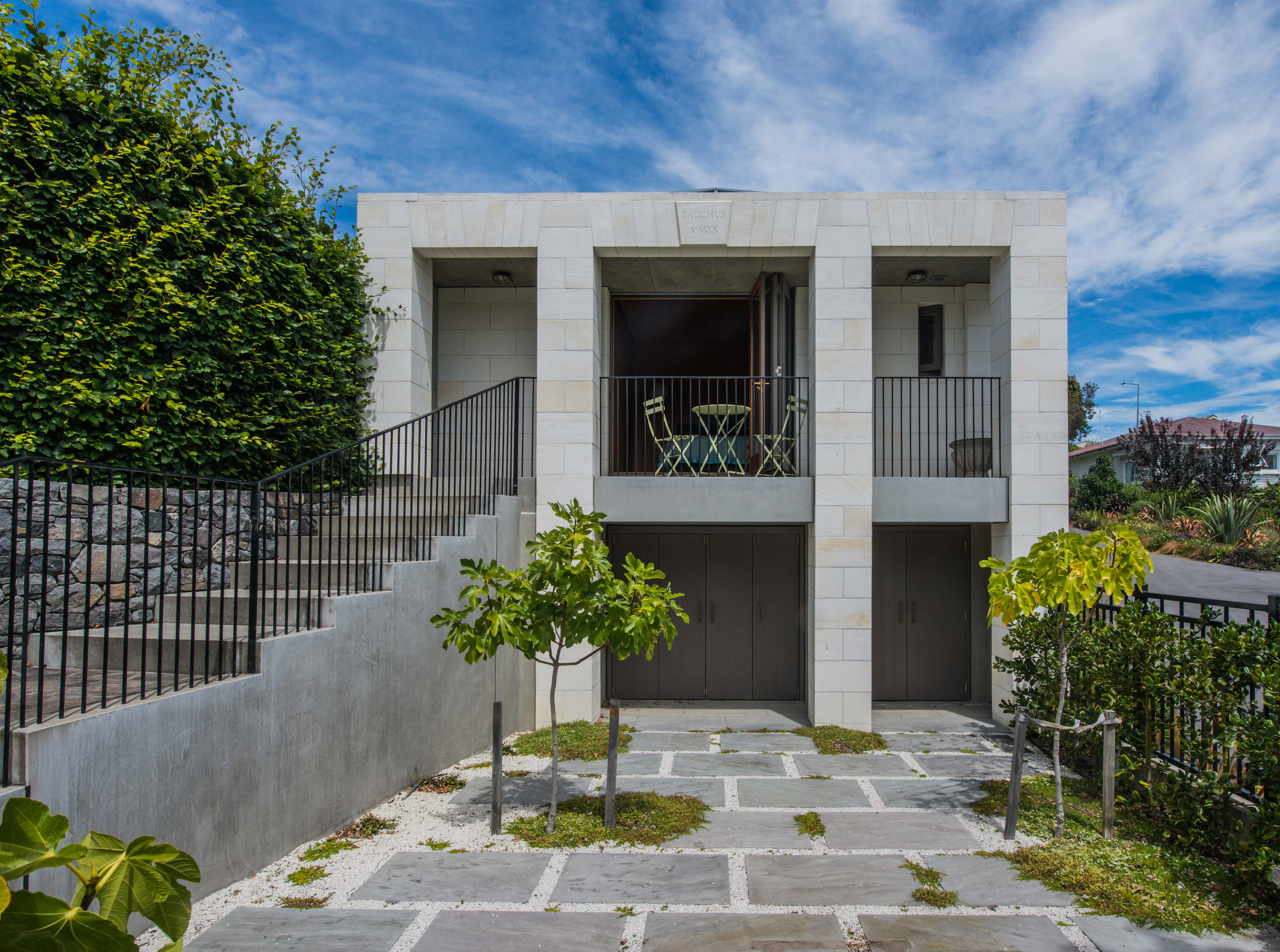 Garage & Guest Suite