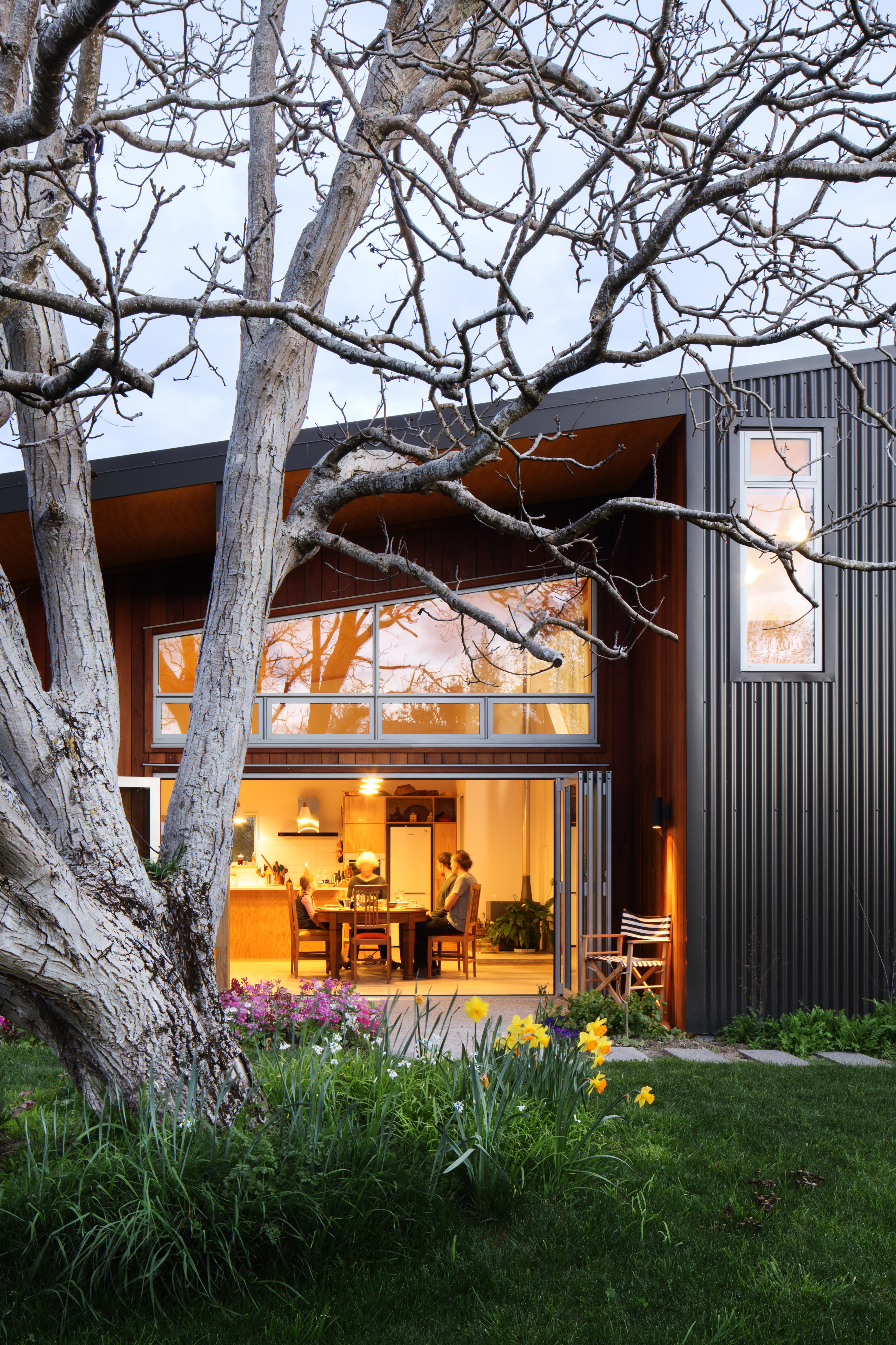wairarapa-hay-barn---an-evening-meal--3-of-8