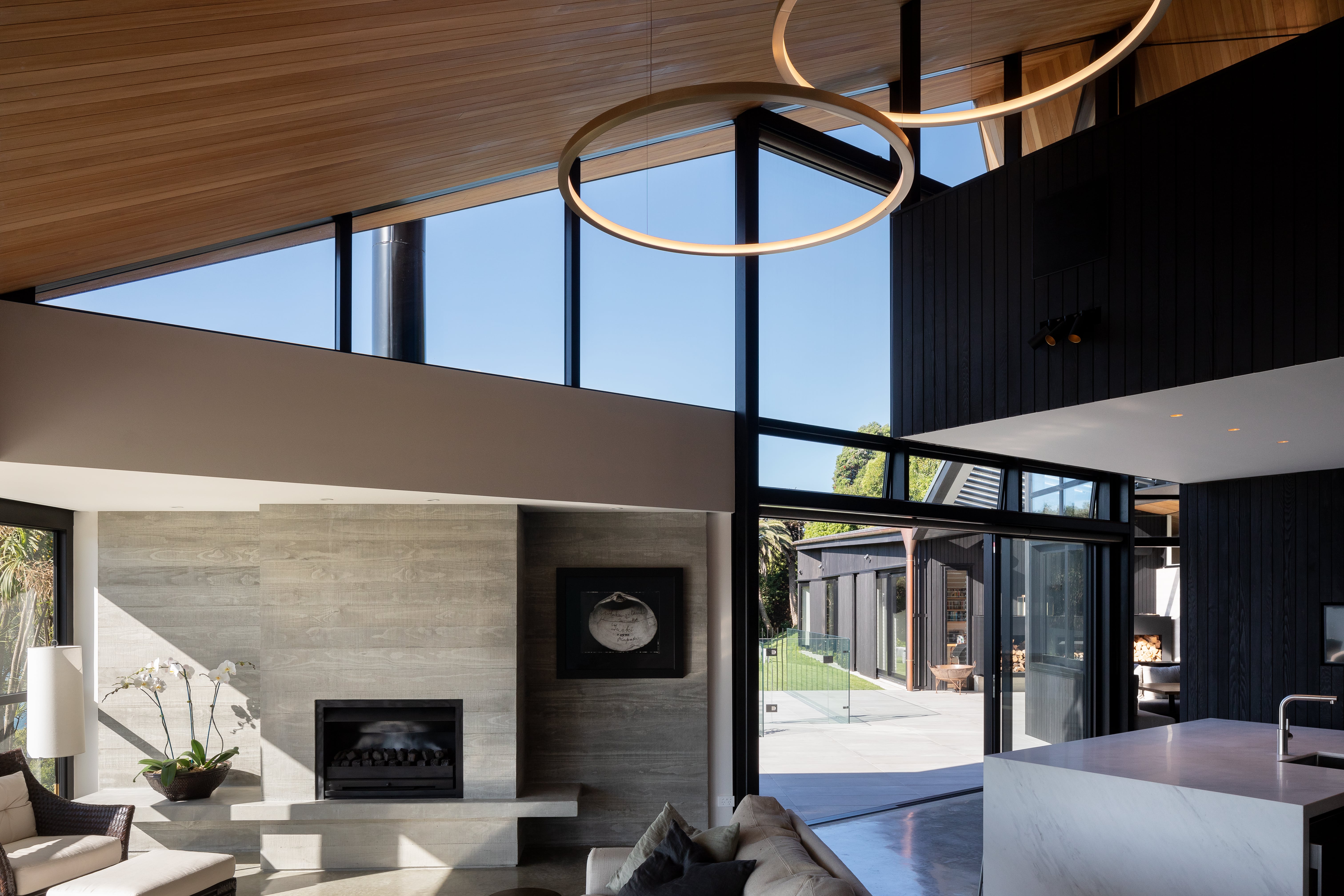 Roads End_Living room_9 of 10