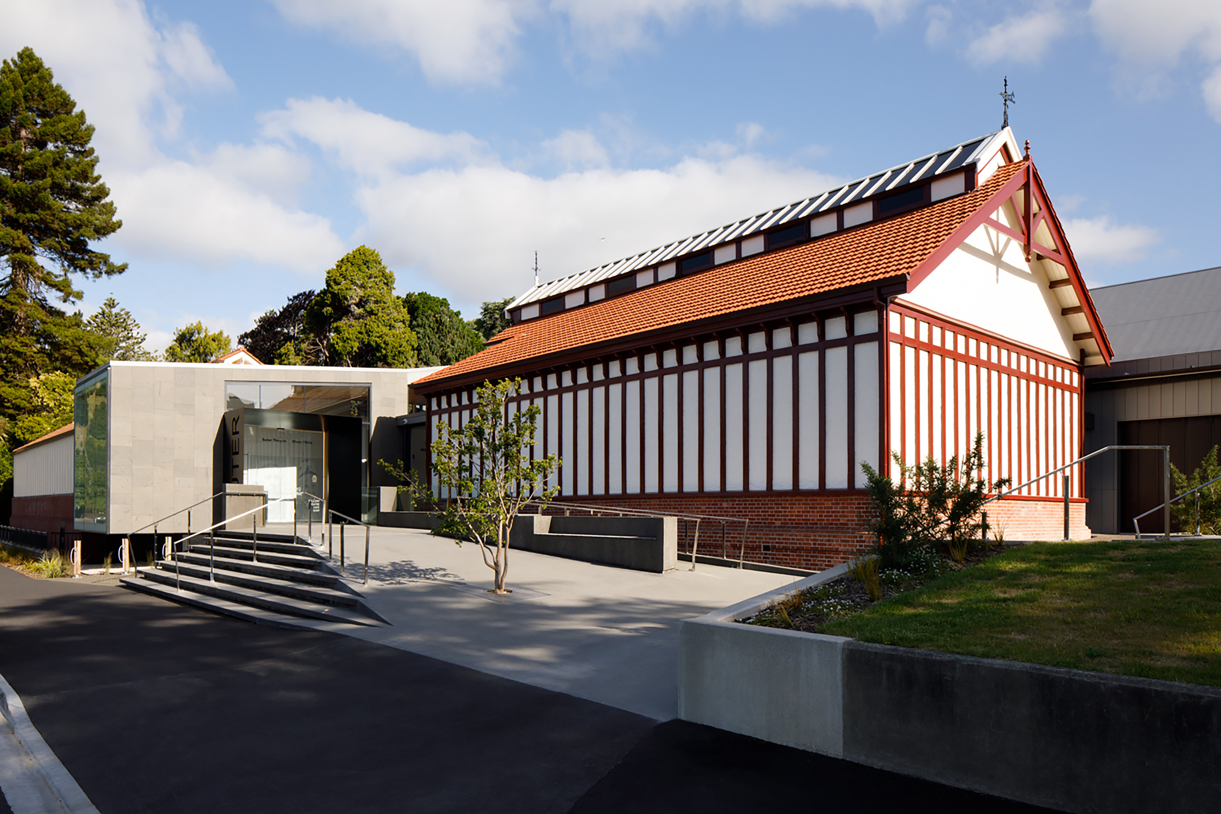 the-suter-art-gallery