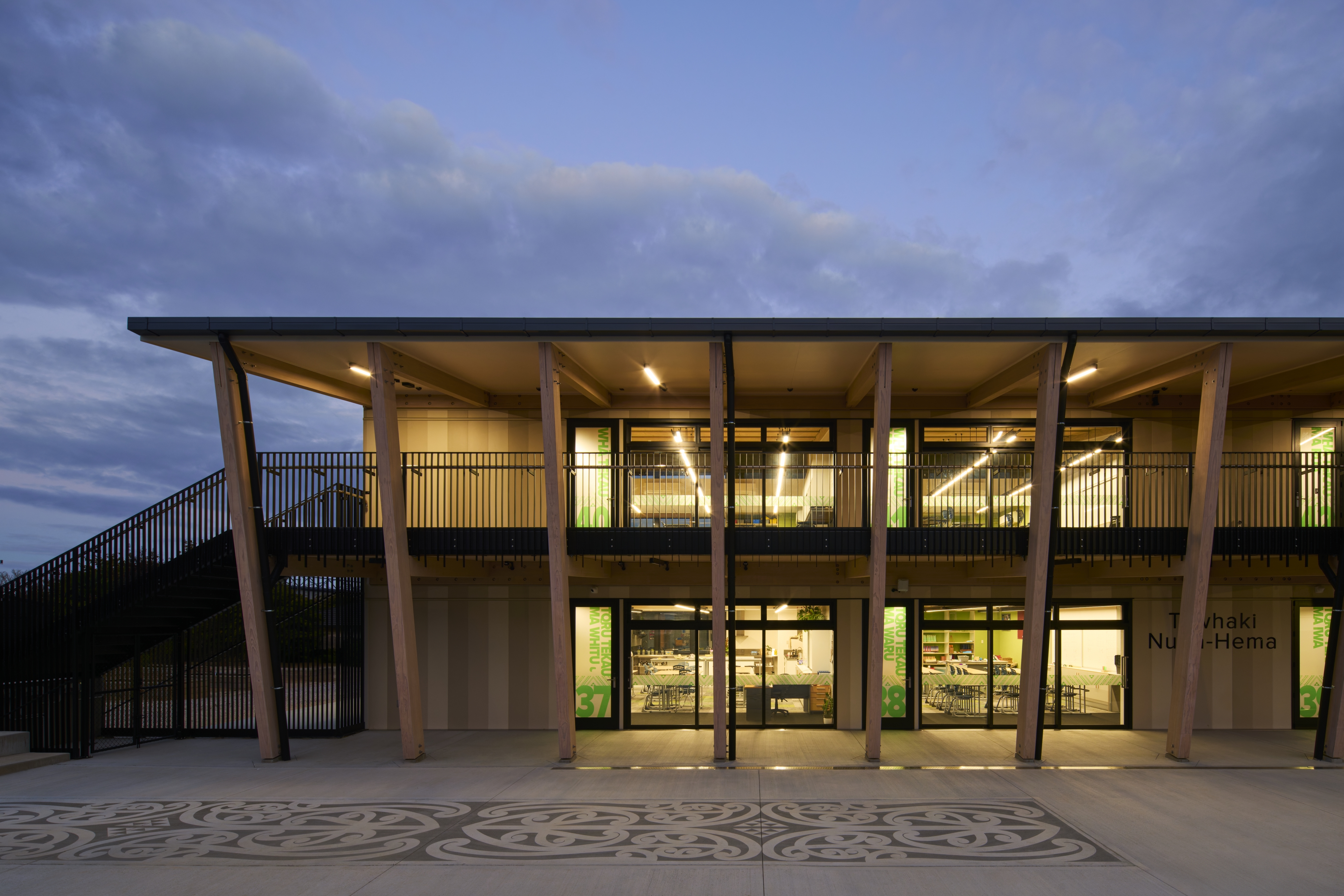 R5MLGAJMWK5PCXO_Tawhaki_Nui_a_Hema_West_facade_at_dawn_Jason_Mann_Photography_4.jpg