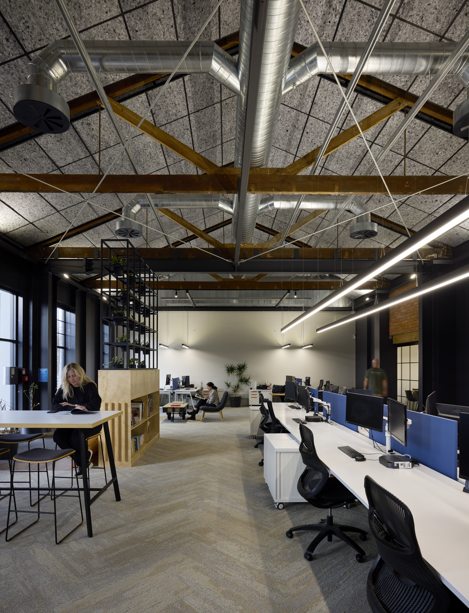 CO0B2472STQ3F6L_APG_Offices_Interior_Myrtle_St_side_of_bldg_Amanda_Aitken_Photography_6.jpg