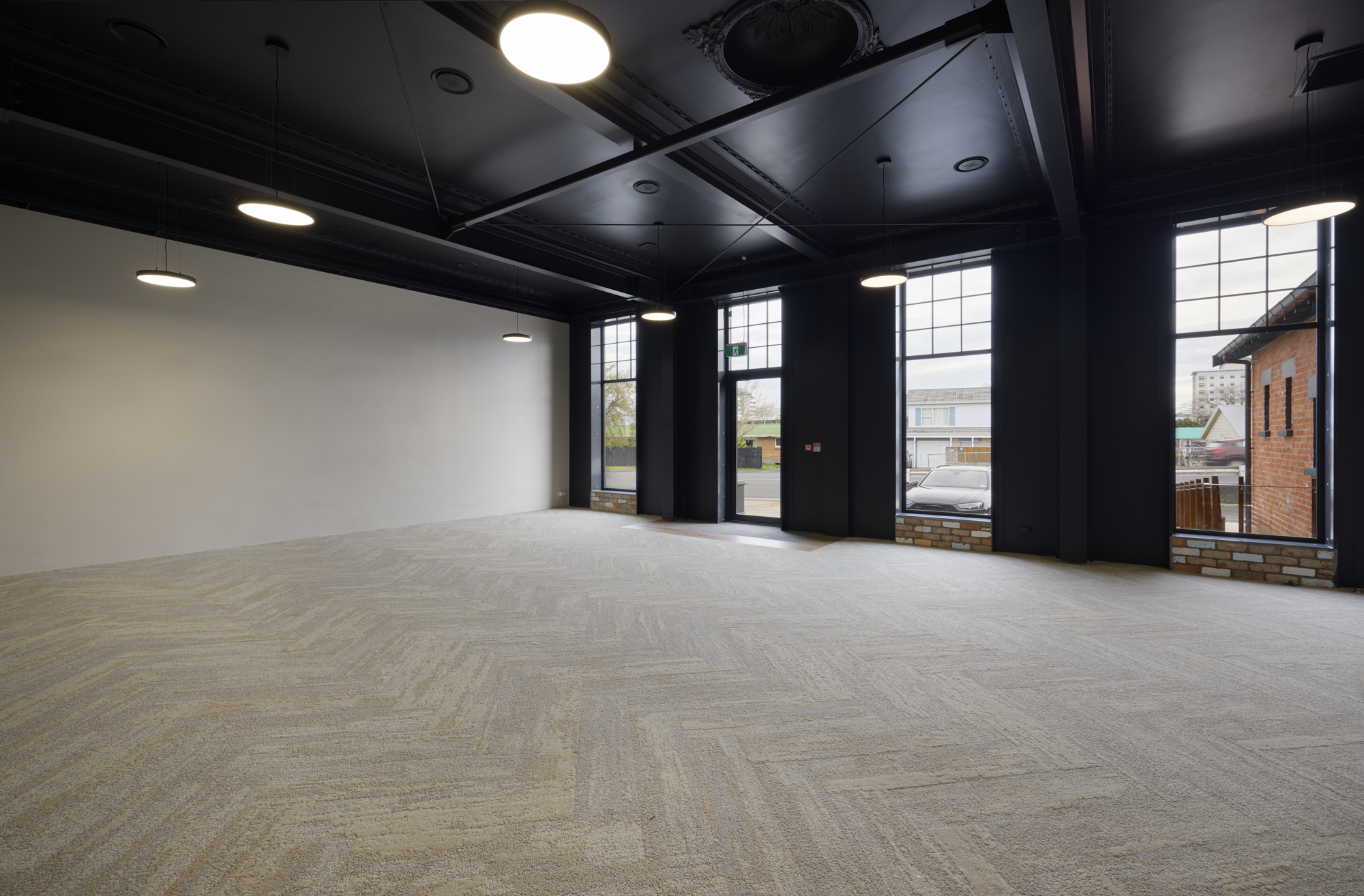 CO0B2472STQ3F6L_APG_Offices_Interior_River_Rd_side_of_bldg_Amanda_Aitken_Photography_8.jpg