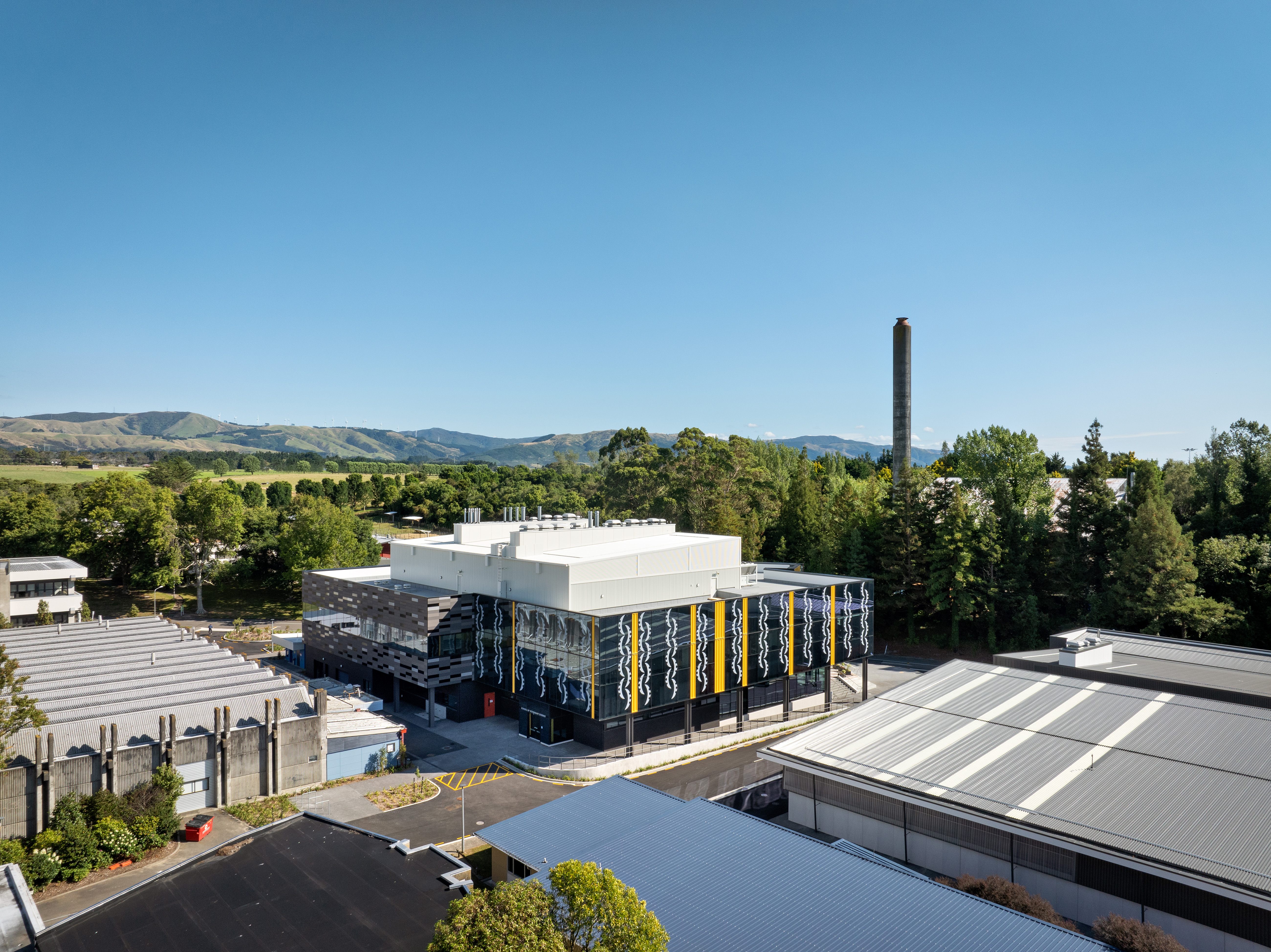 IPUXF3VA2BJP7QS_Ngā_Huia_Massey_University_School_of_Veterinary_Science_Paul_McCredie_5.jpg