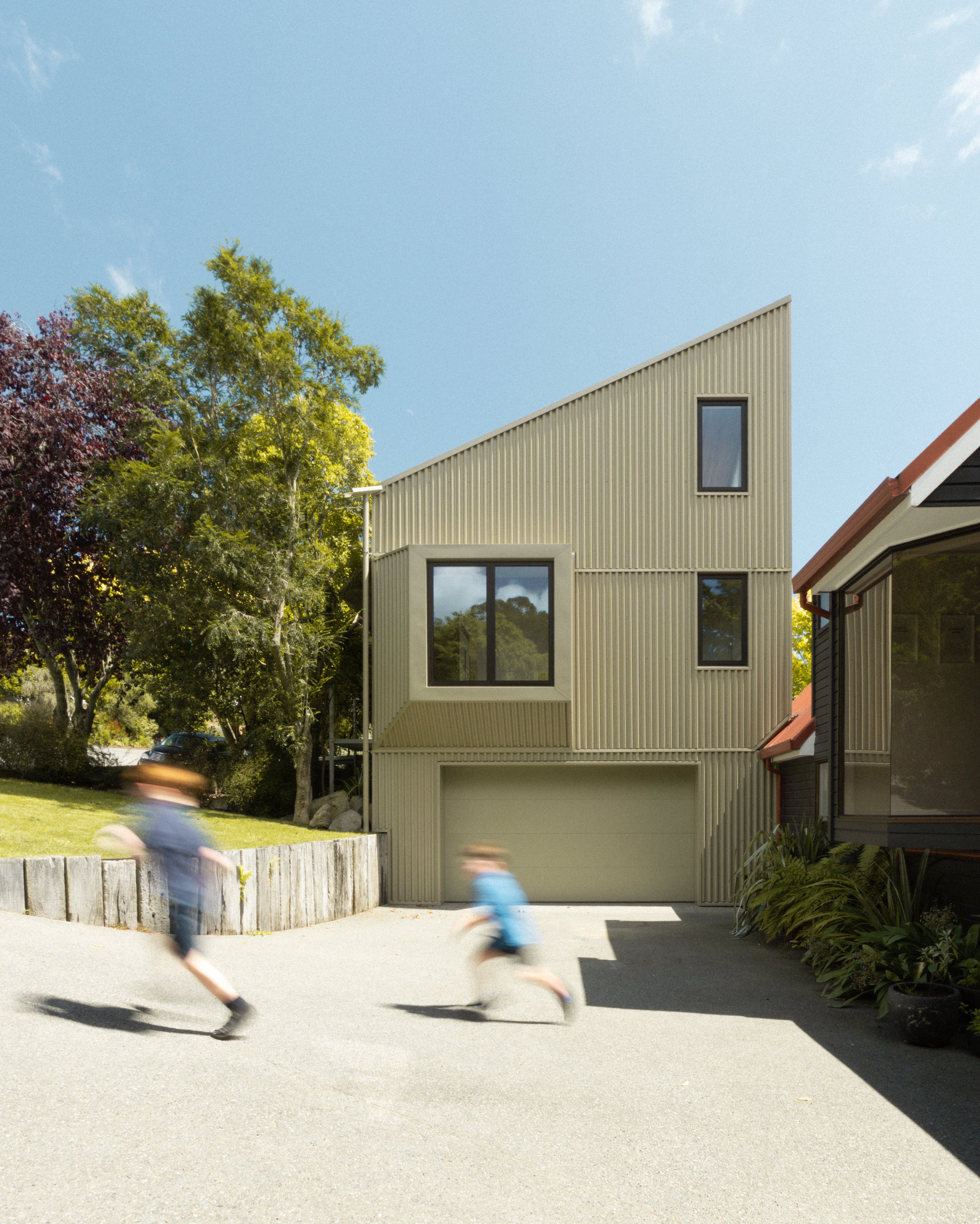 E77MKAEEGURRY1Q_Kereru_Corner_East_Elevation_Geordie_Shaw_09.jpg