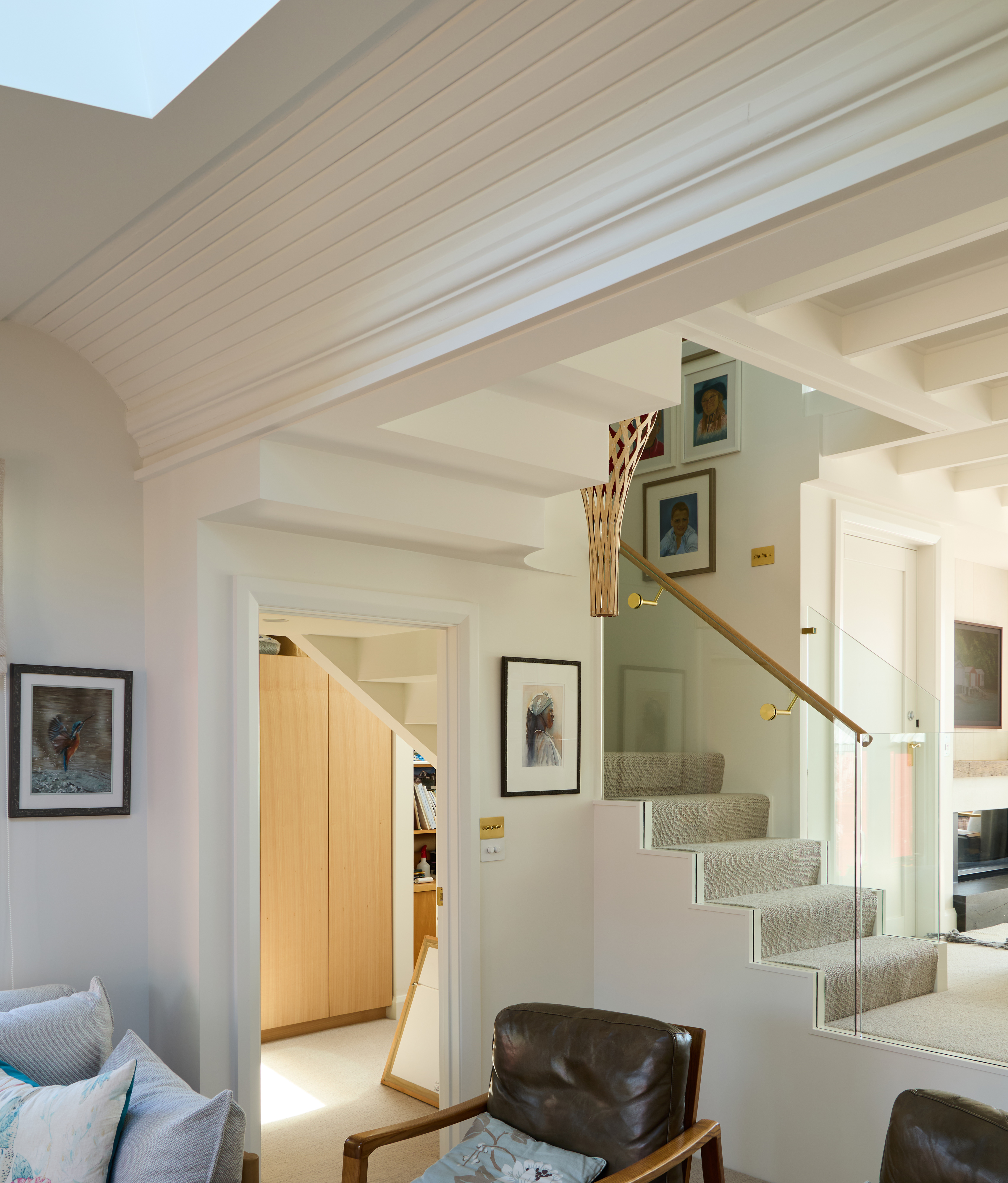 XKDLLF6X5U4J5I4_The_Red_Cottage_Sitting_Room_Sarah_Rowlands_Photography_7.jpg