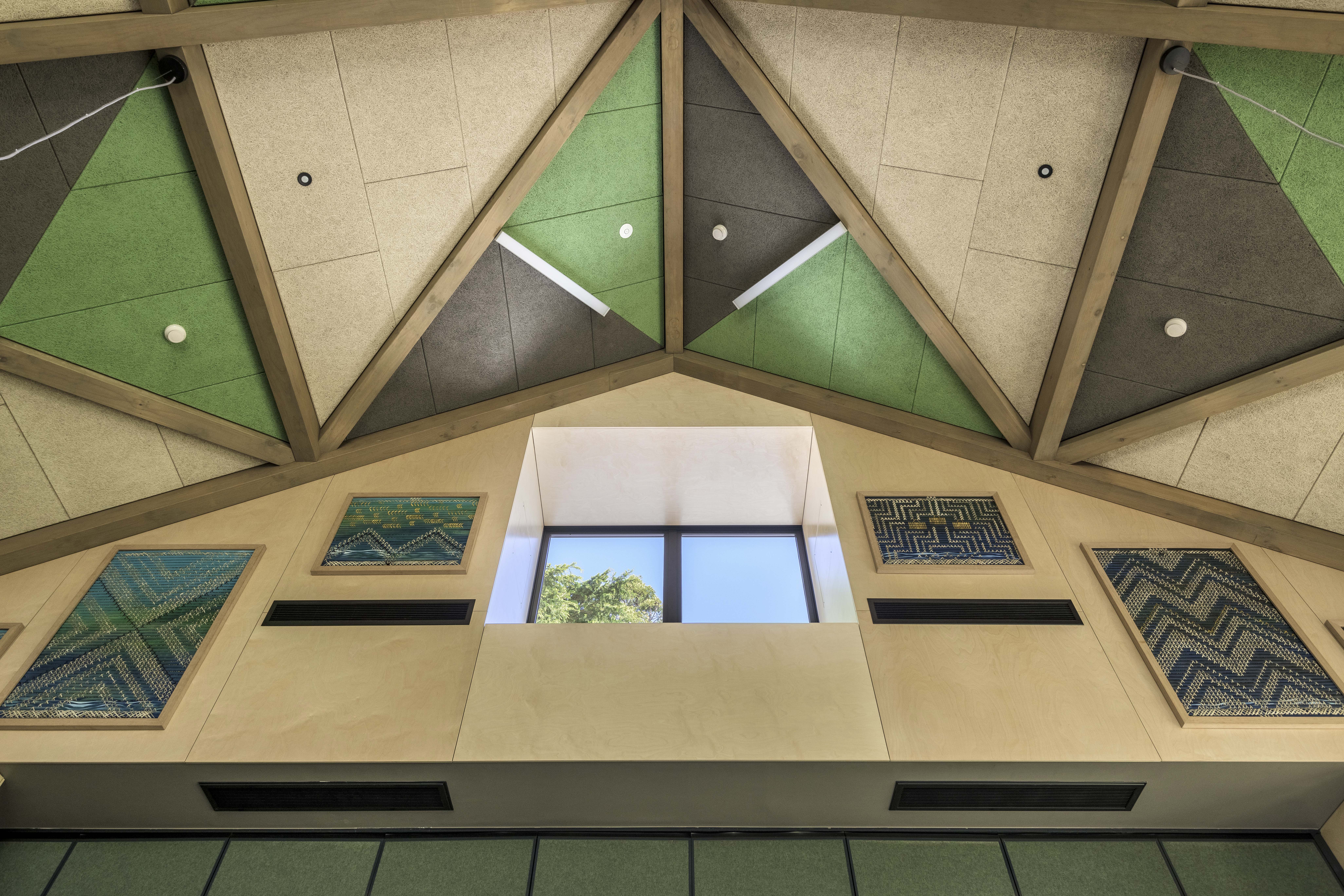 8NCUQ7XK7XK03QP_Te_ao_Marama_Rangiora_High_School_Ceiling_Detail_Anthony_Turnham_8.jpg