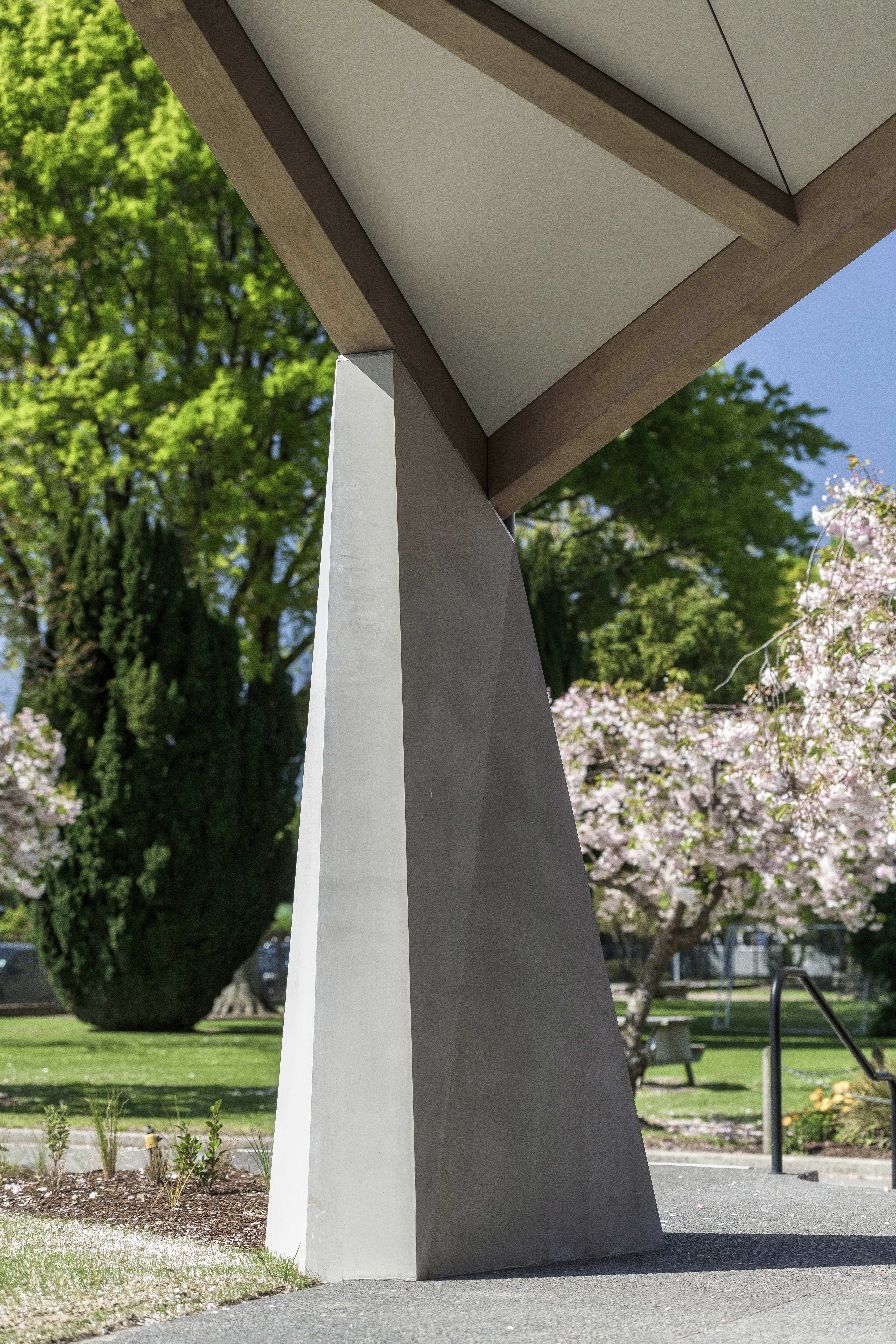 8NCUQ7XK7XK03QP_Te_ao_Marama_Rangiora_High_School_Concrete_Column_Detail_Anthony_Turnham_5.jpg