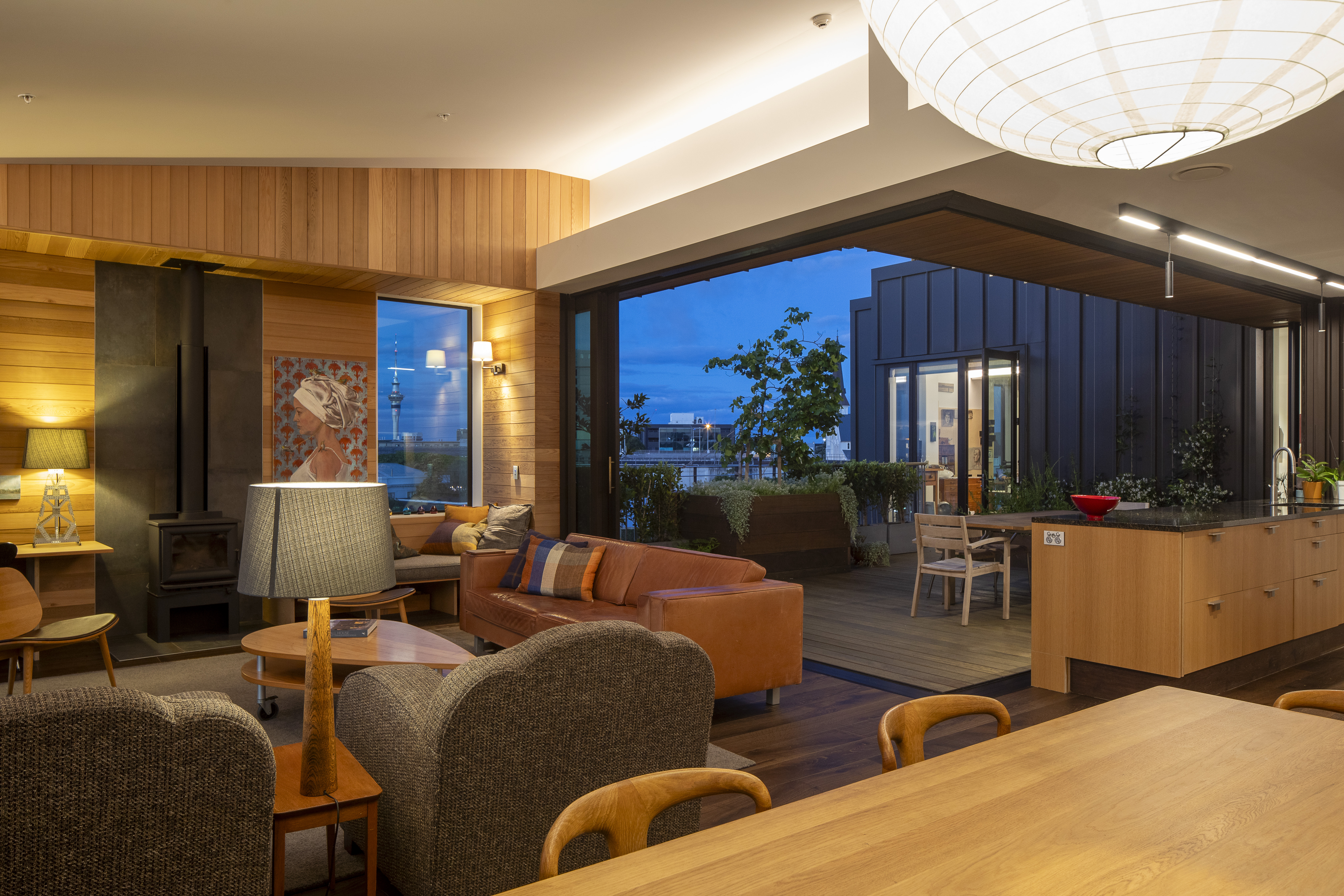 0ONYDLCCKSKZIS8_45_Mt_Eden_Interior_facing_north_Patrick_Reynolds_8.jpg