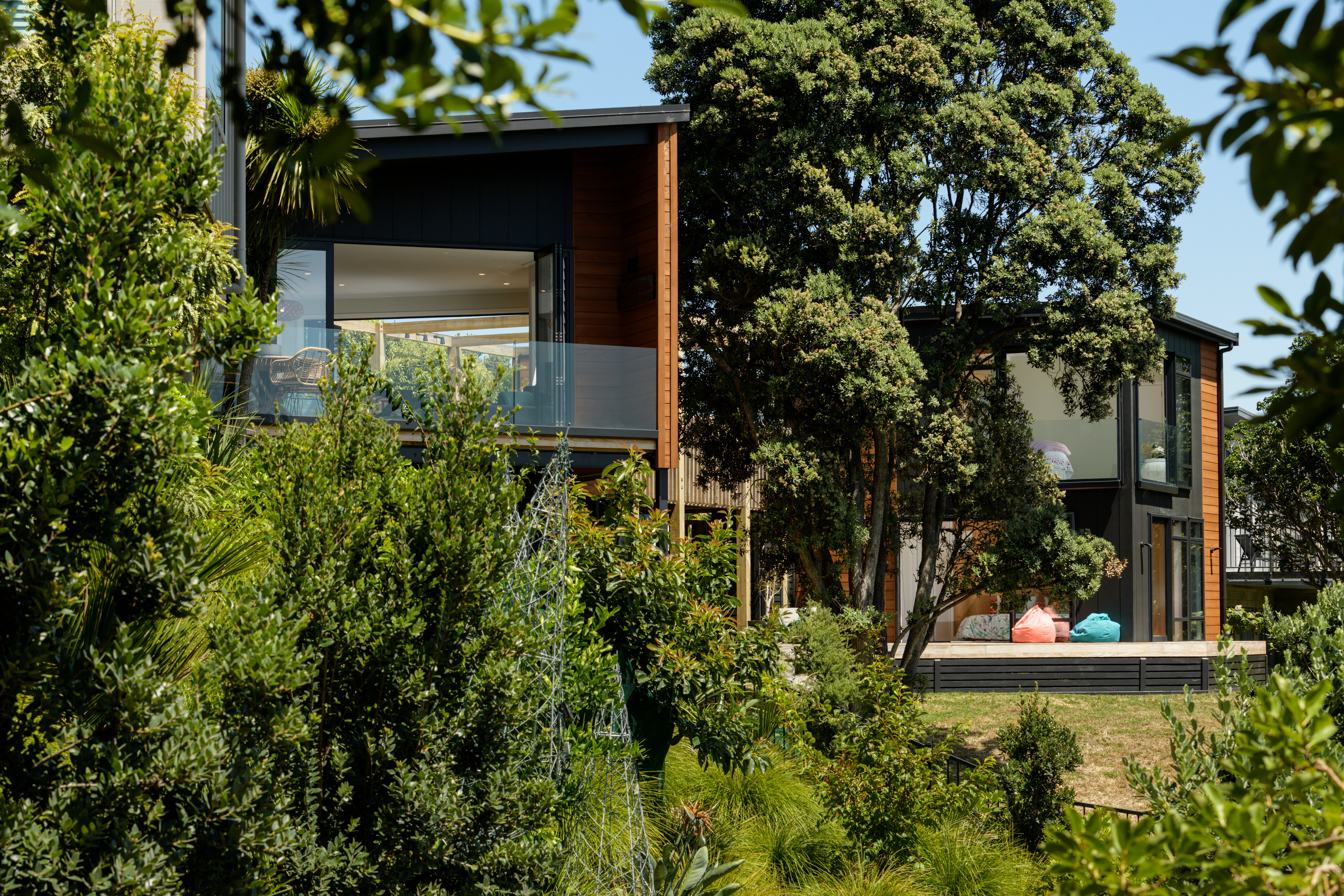 Casa Del Arbol-East Living & Pohutukawa _1 of 10.jpg