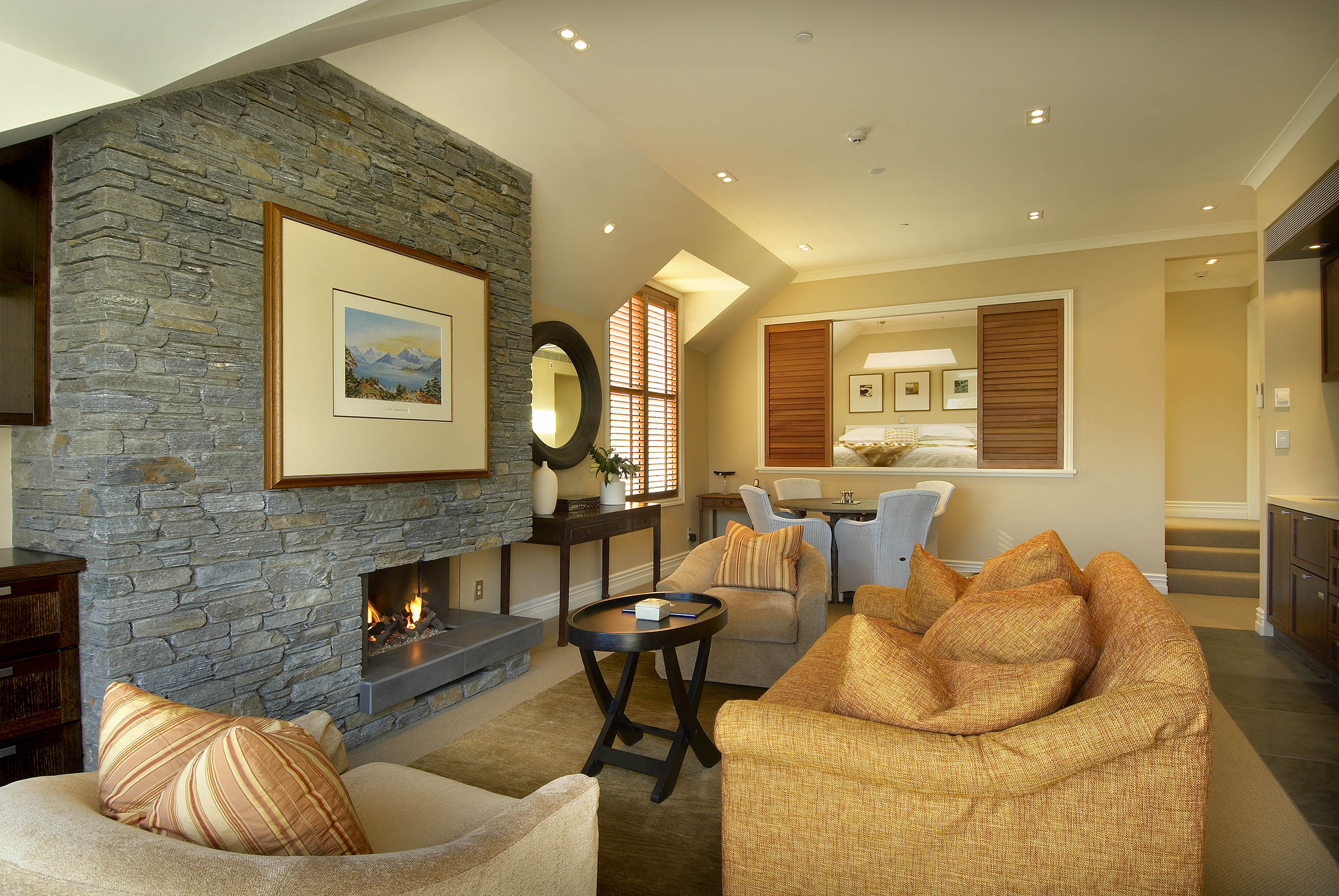 Eichardt's Hotel - Lakefront Apartments