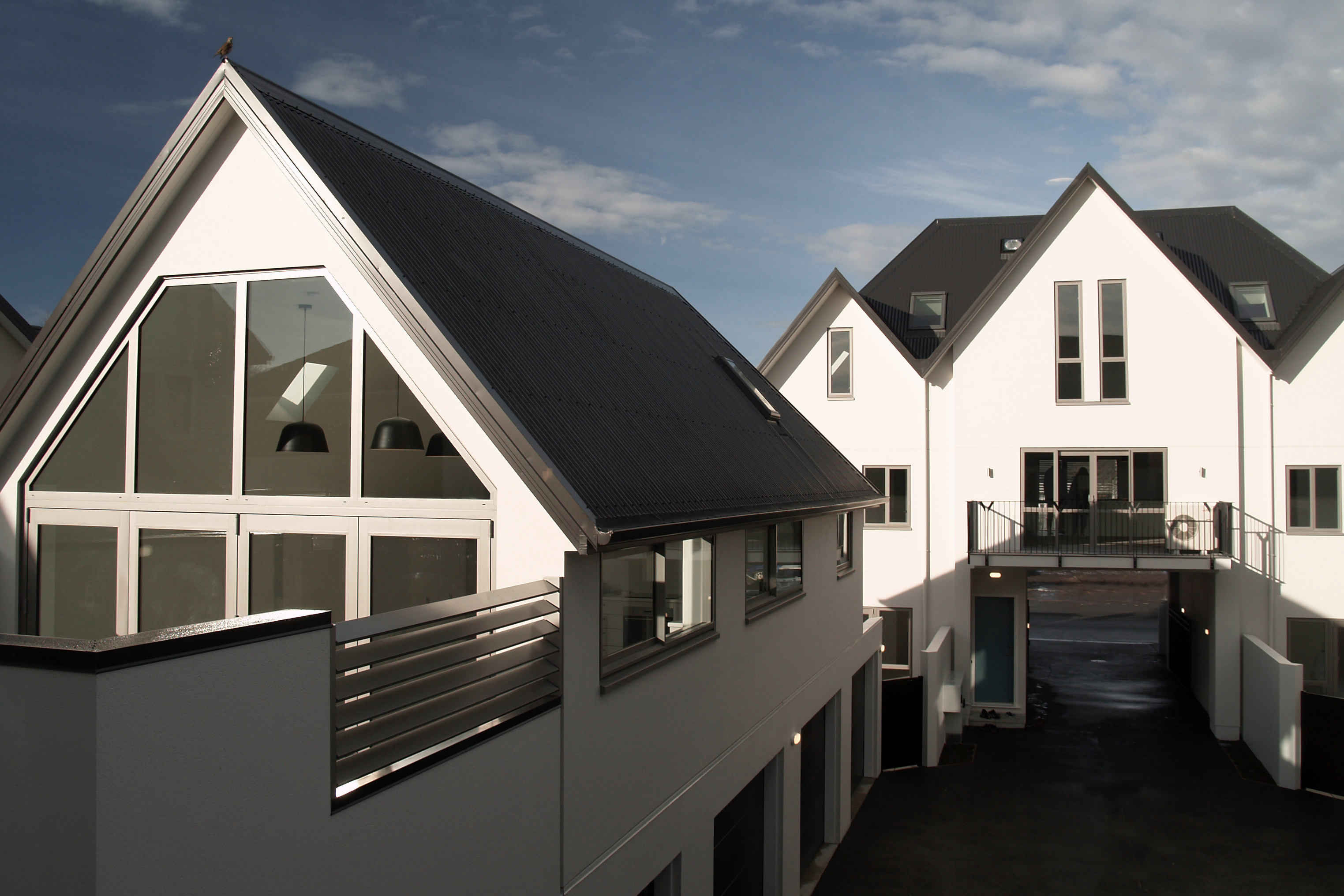 155 Peterborough St_Photo 1.jpg