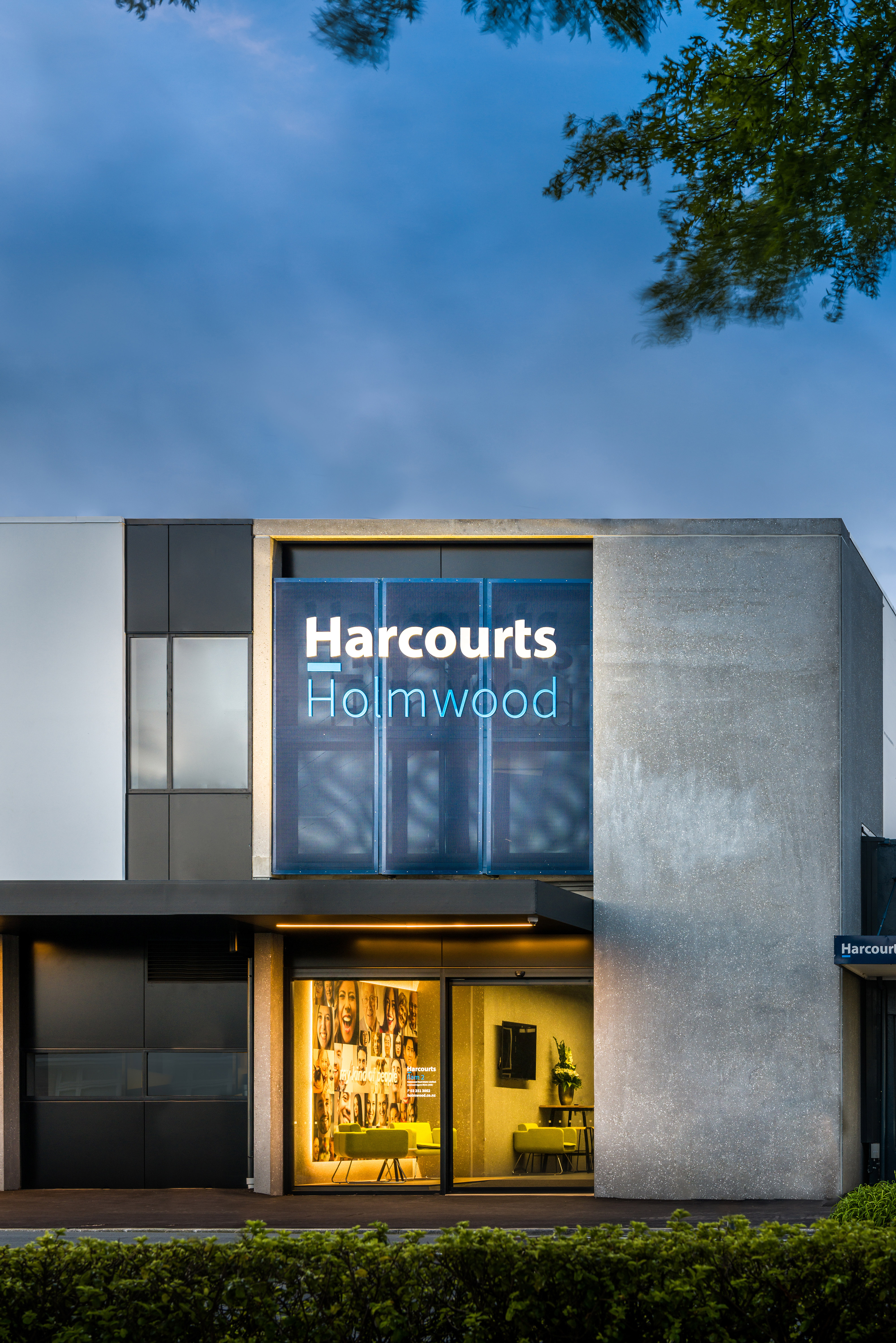 HHE12-Harcourts-Holmwood-Ext-Stufkens.jpg