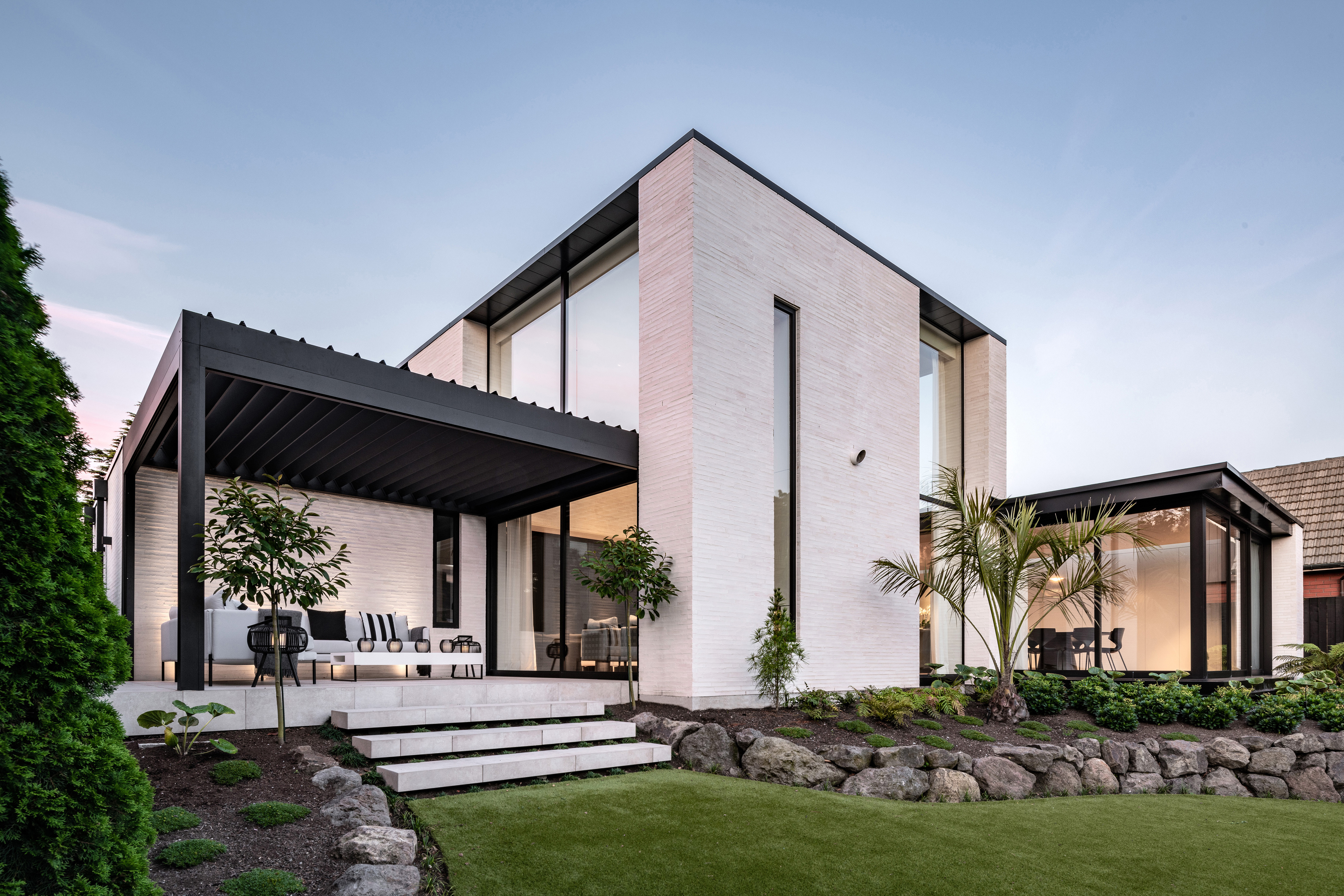 Wai-Iti House _ South-West View _ Stephen Goodenough.jpg